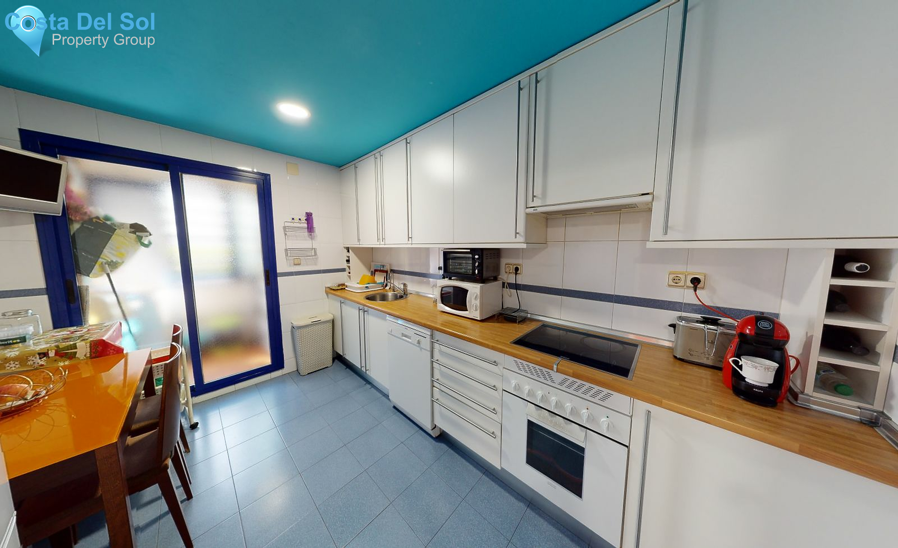 Ground Floor Apartment in Estepona-1395783