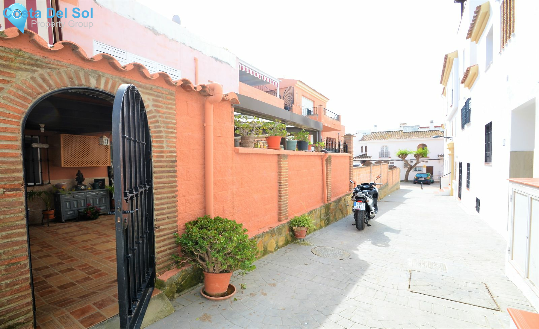 Ground Floor Apartment in Estepona-1397519