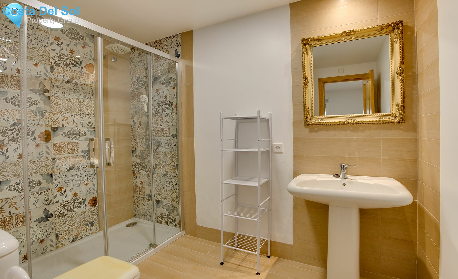 Ground Floor Apartment in Estepona-1419805
