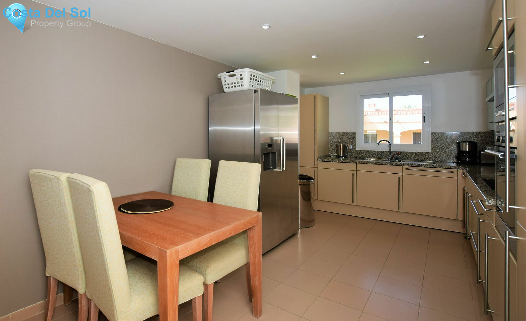 Ground Floor Apartment in Benahavís-1424205