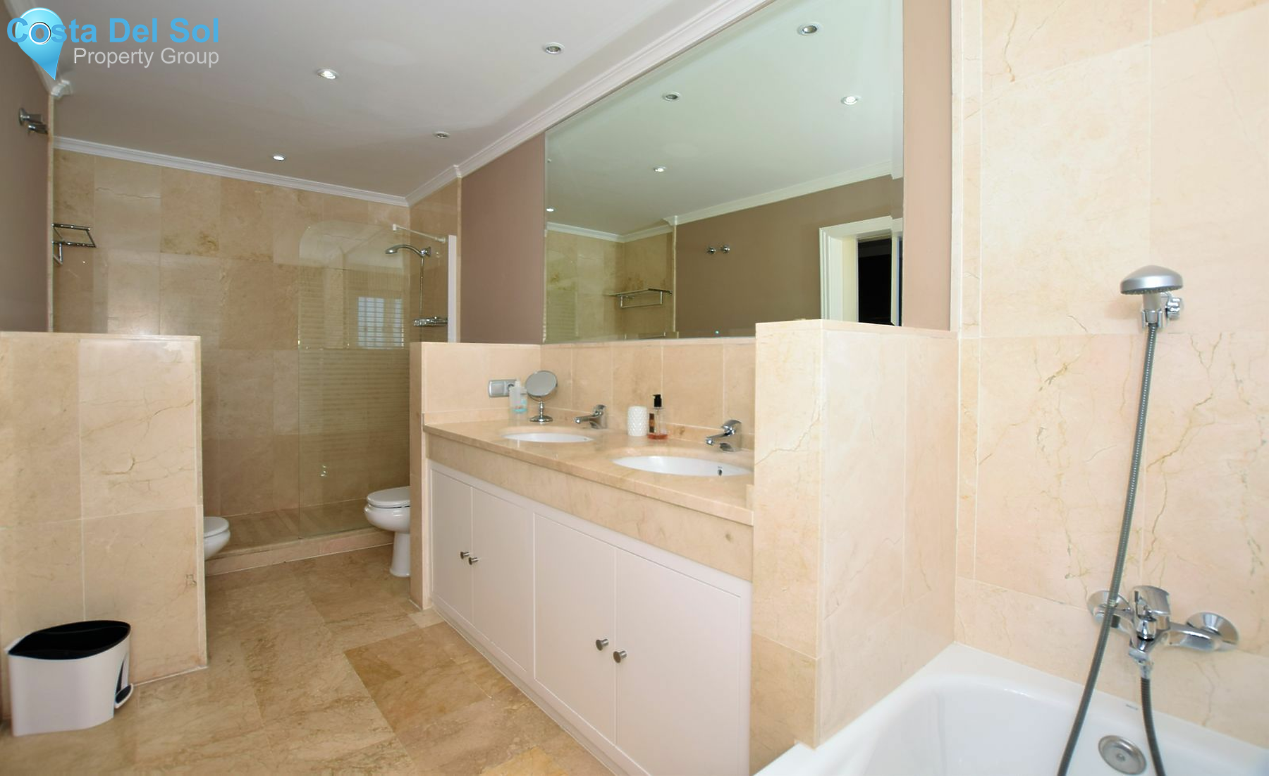 Ground Floor Apartment in Benahavís-1424209