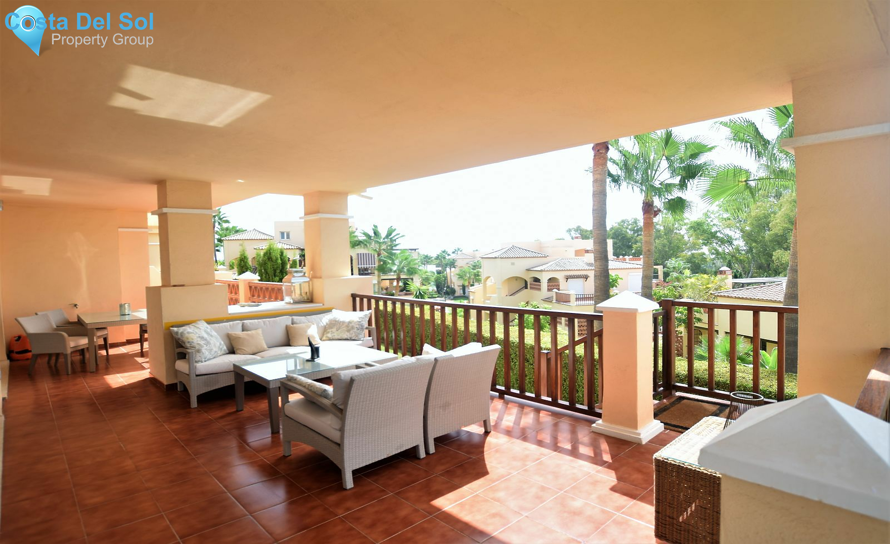 Ground Floor Apartment in Benahavís-1424192