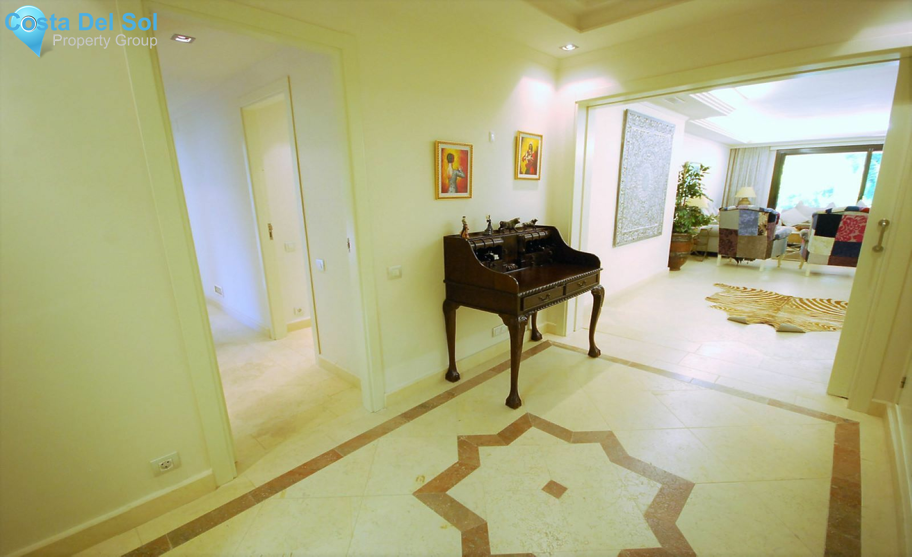 Ground Floor Apartment in Estepona-1428377