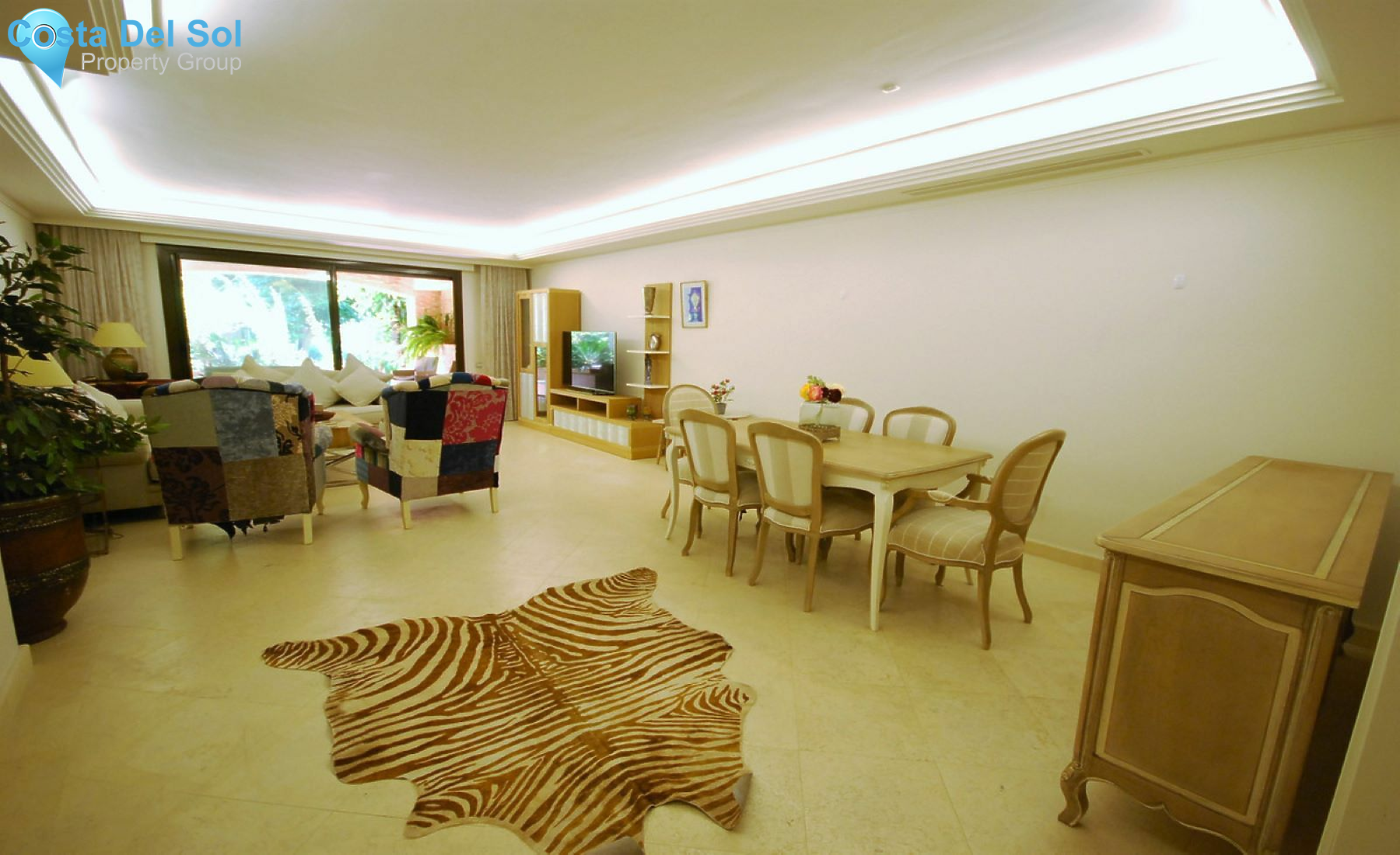 Ground Floor Apartment in Estepona-1428364
