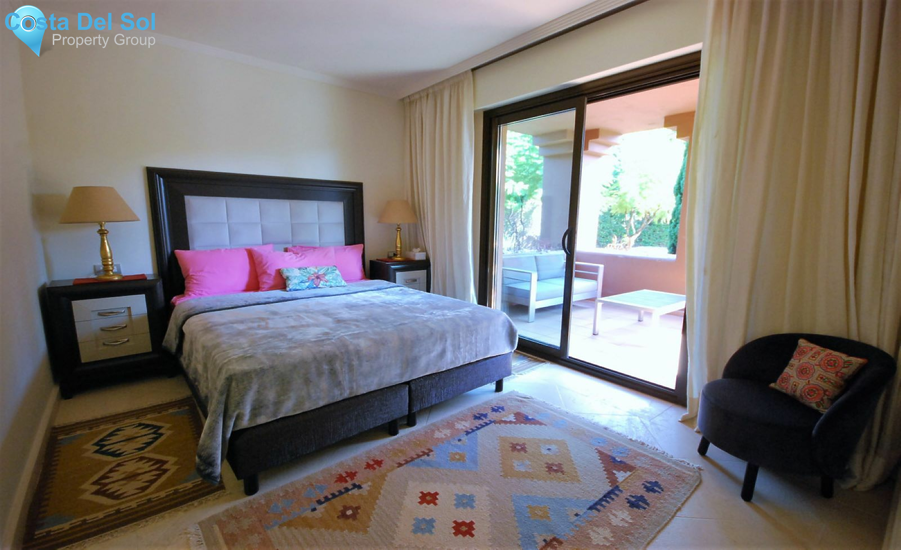 Ground Floor Apartment in Estepona-1428368