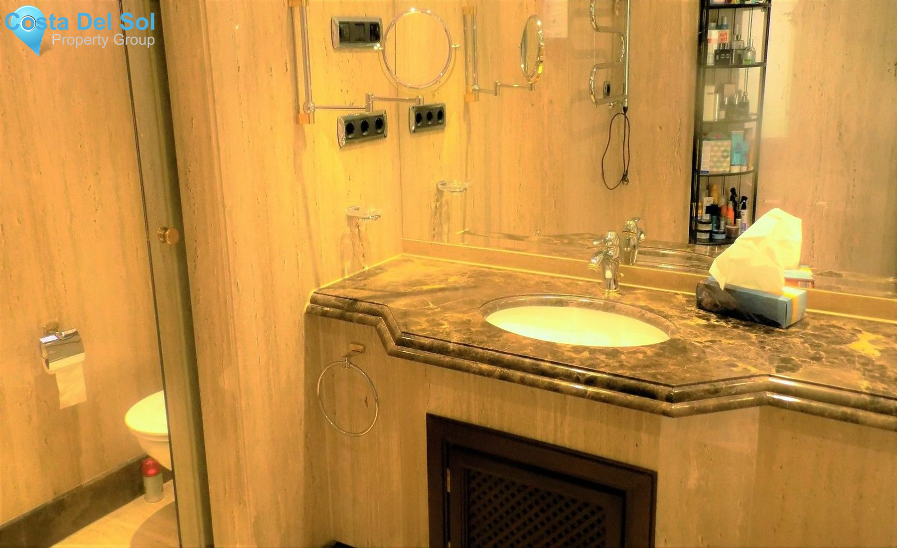 Ground Floor Apartment in Estepona-1466116