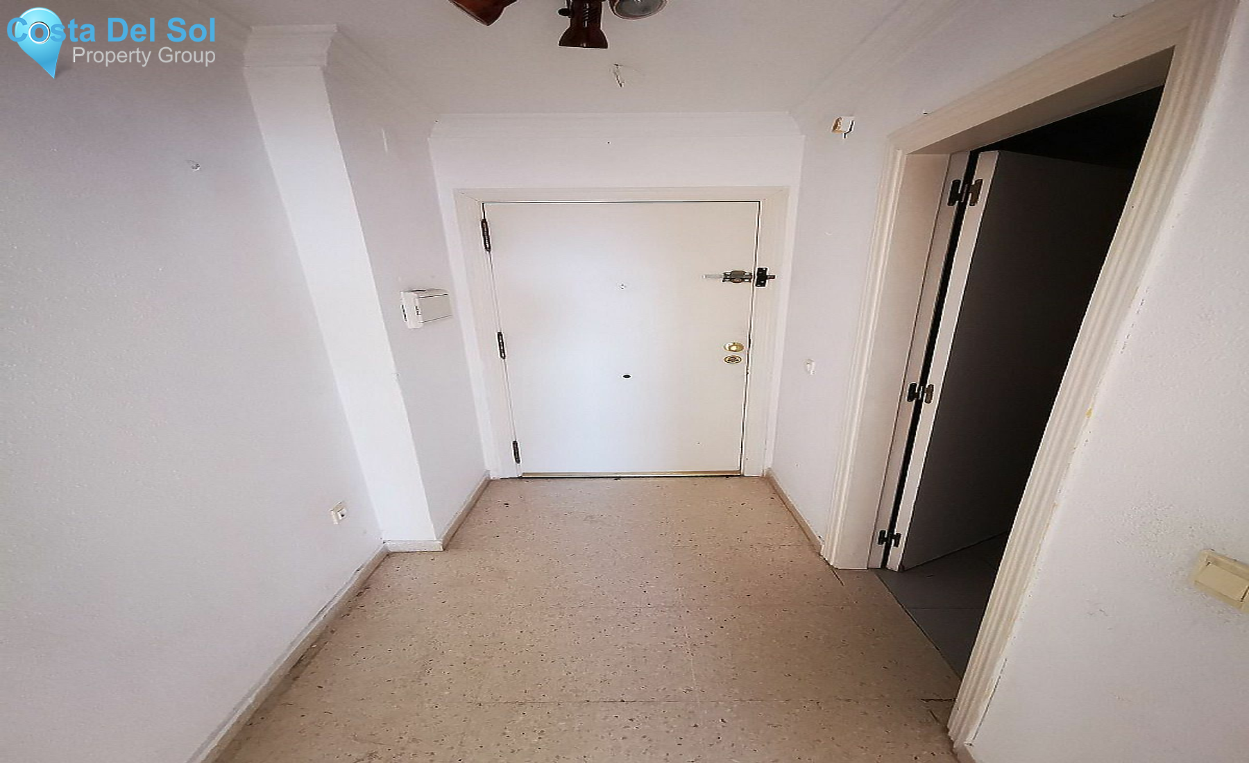Ground Floor Apartment in Estepona-1481350