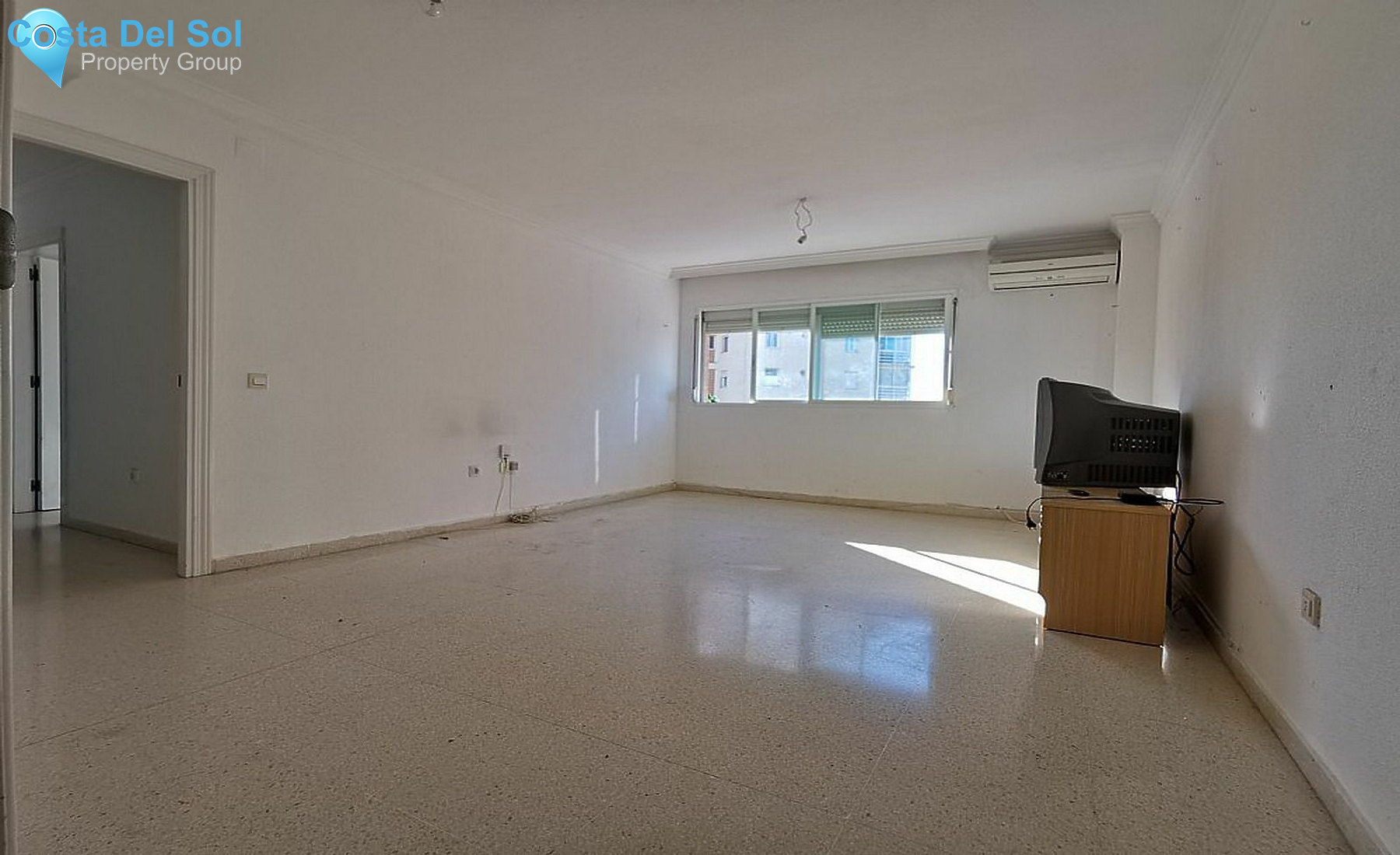 Ground Floor Apartment in Estepona-1481352