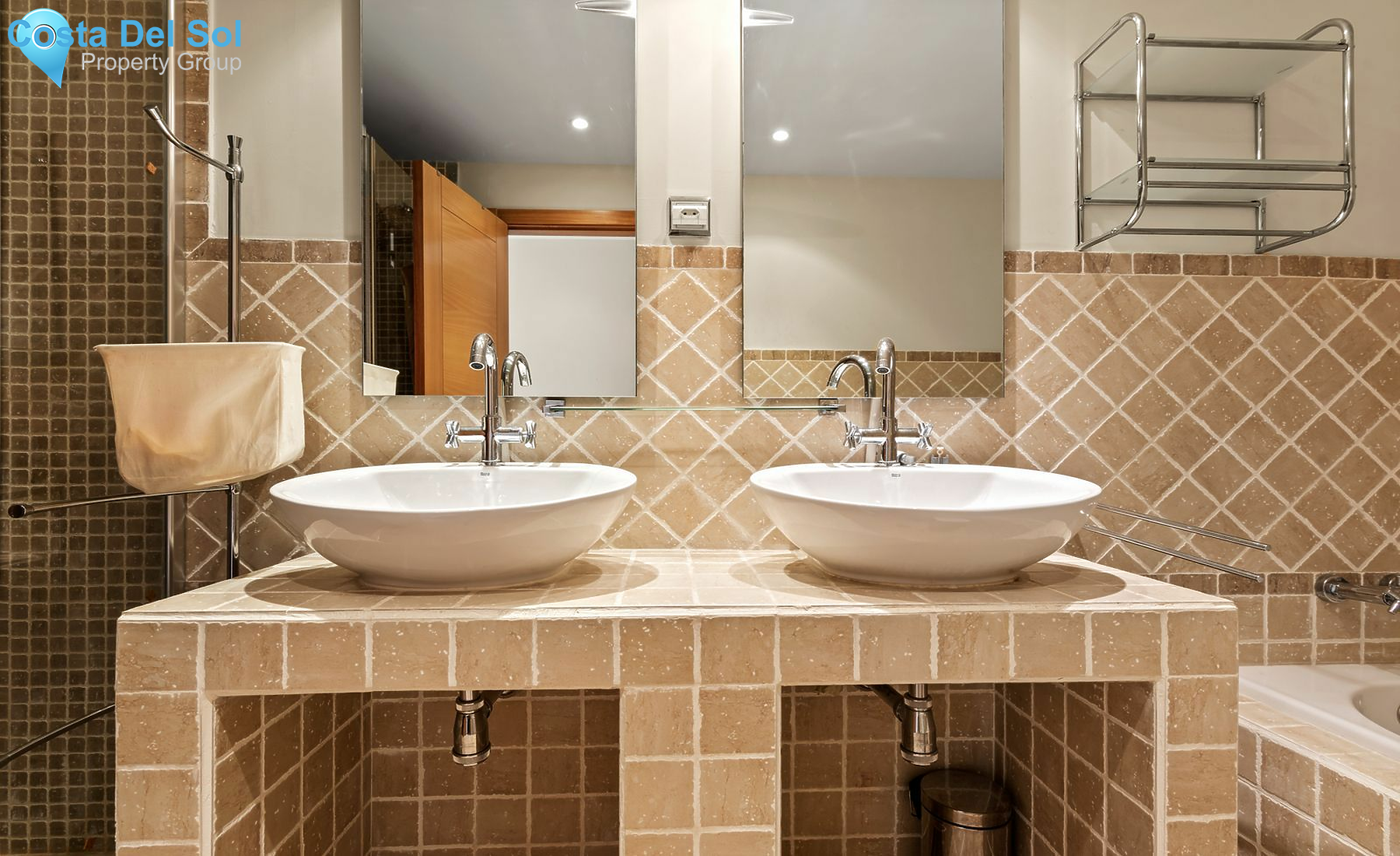 Ground Floor Apartment in Selwo-1492933