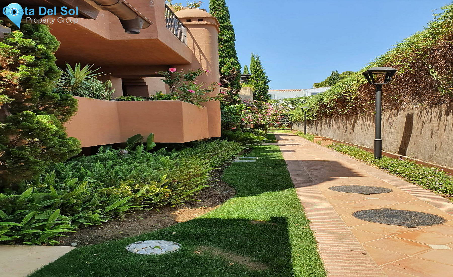 Ground Floor Apartment in Guadalmina Baja-1519770