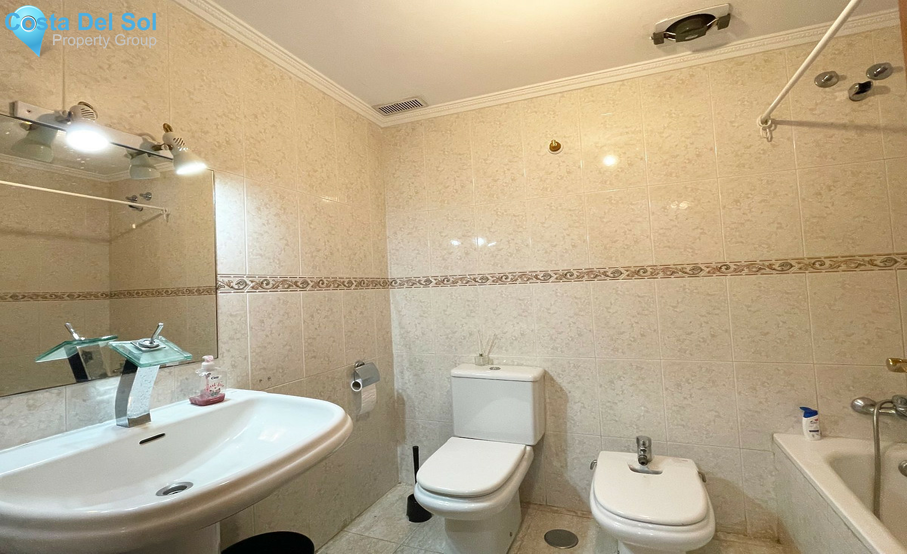 Ground Floor Apartment in La Cala de Mijas-1555957