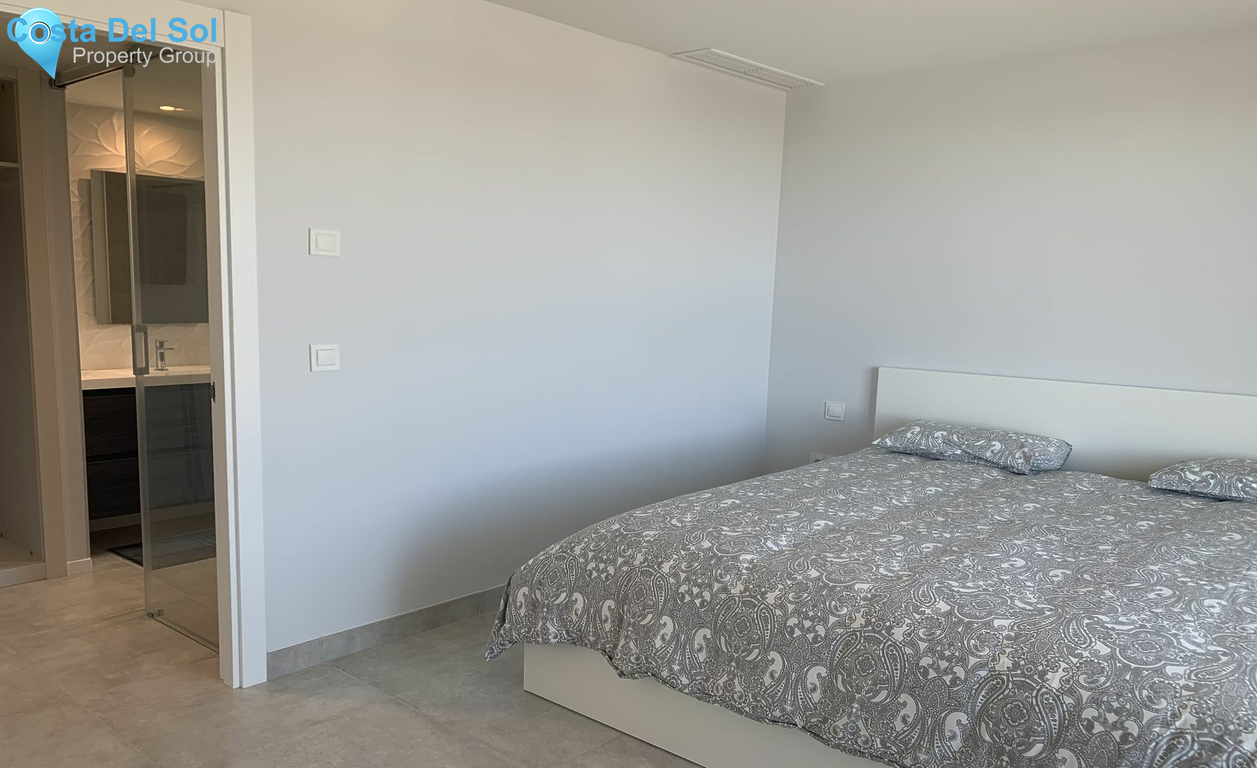 Ground Floor Apartment in La Cala de Mijas-1393894