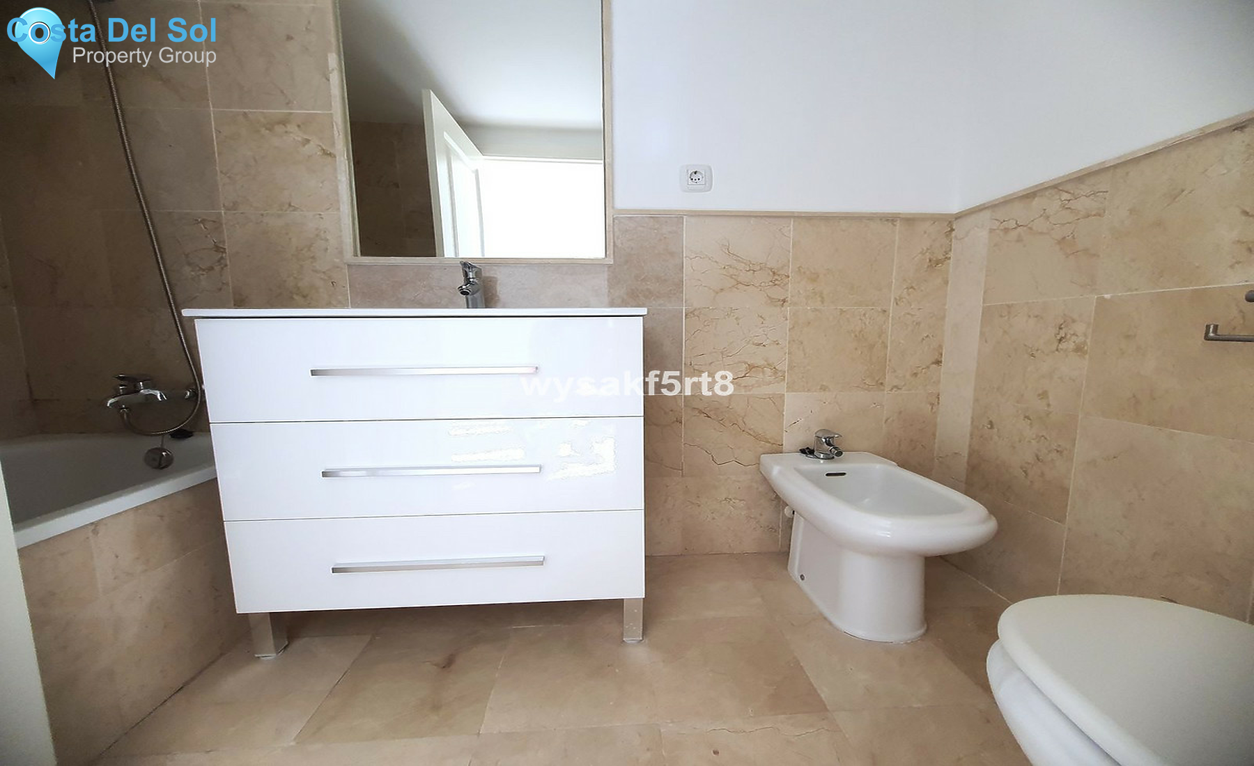 Ground Floor Apartment in La Duquesa-1263686