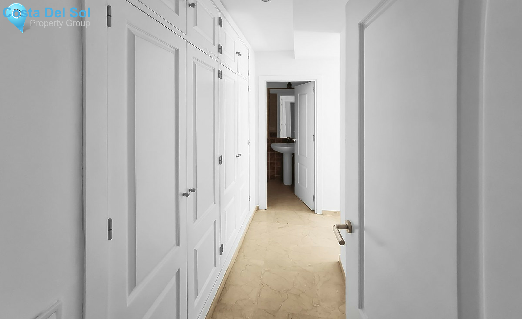 Ground Floor Apartment in La Duquesa-1403445