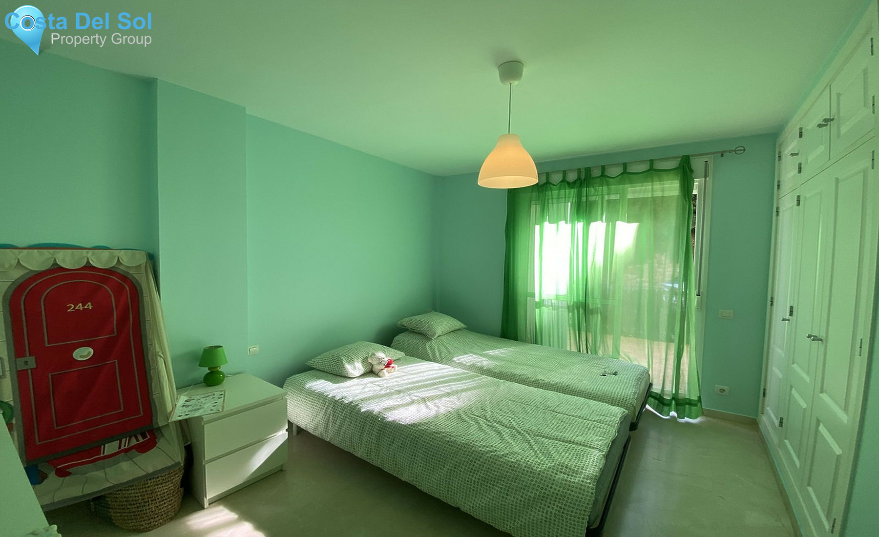 Ground Floor Apartment in La Duquesa-1500682