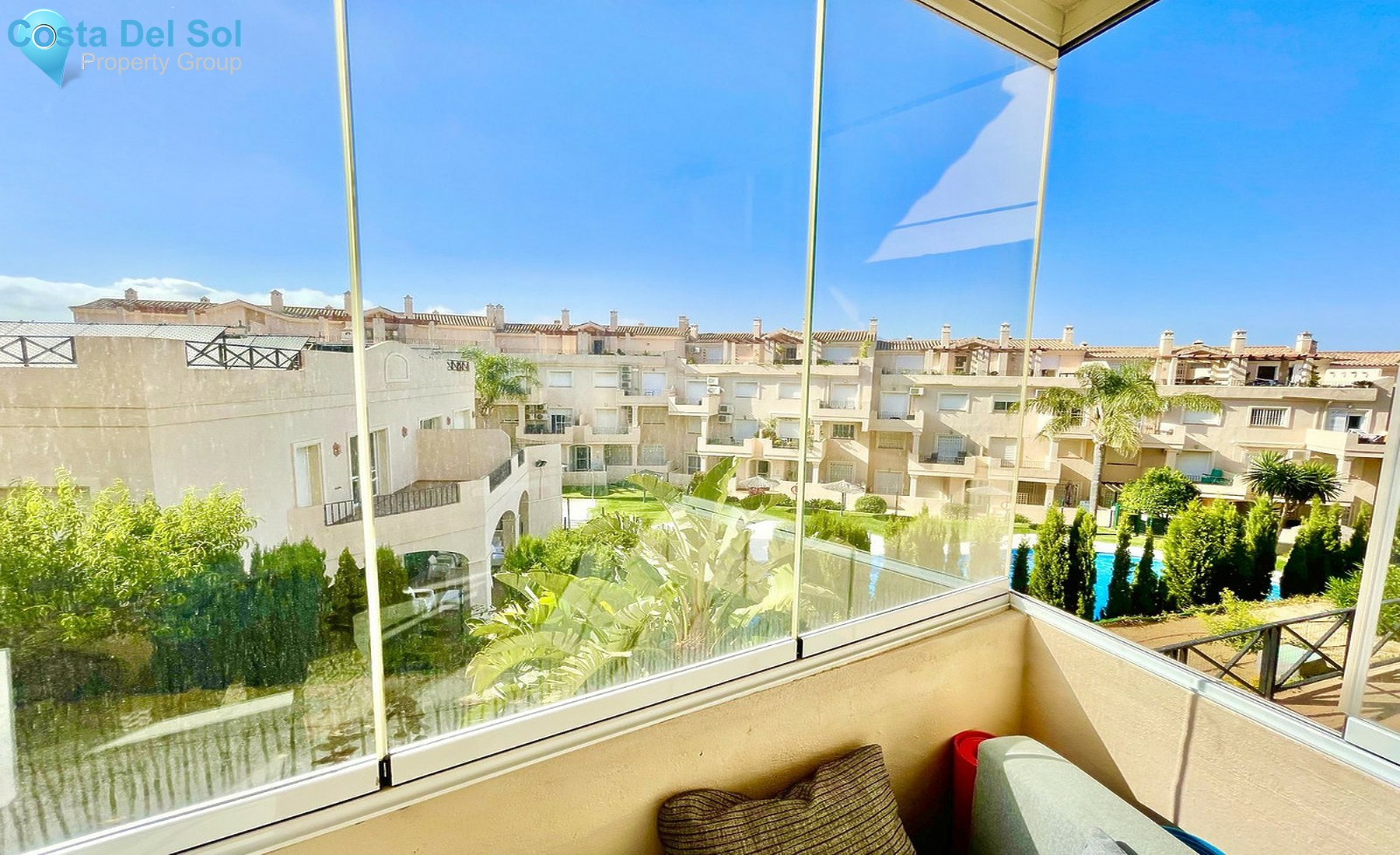 Ground Floor Apartment in La Duquesa-1537003