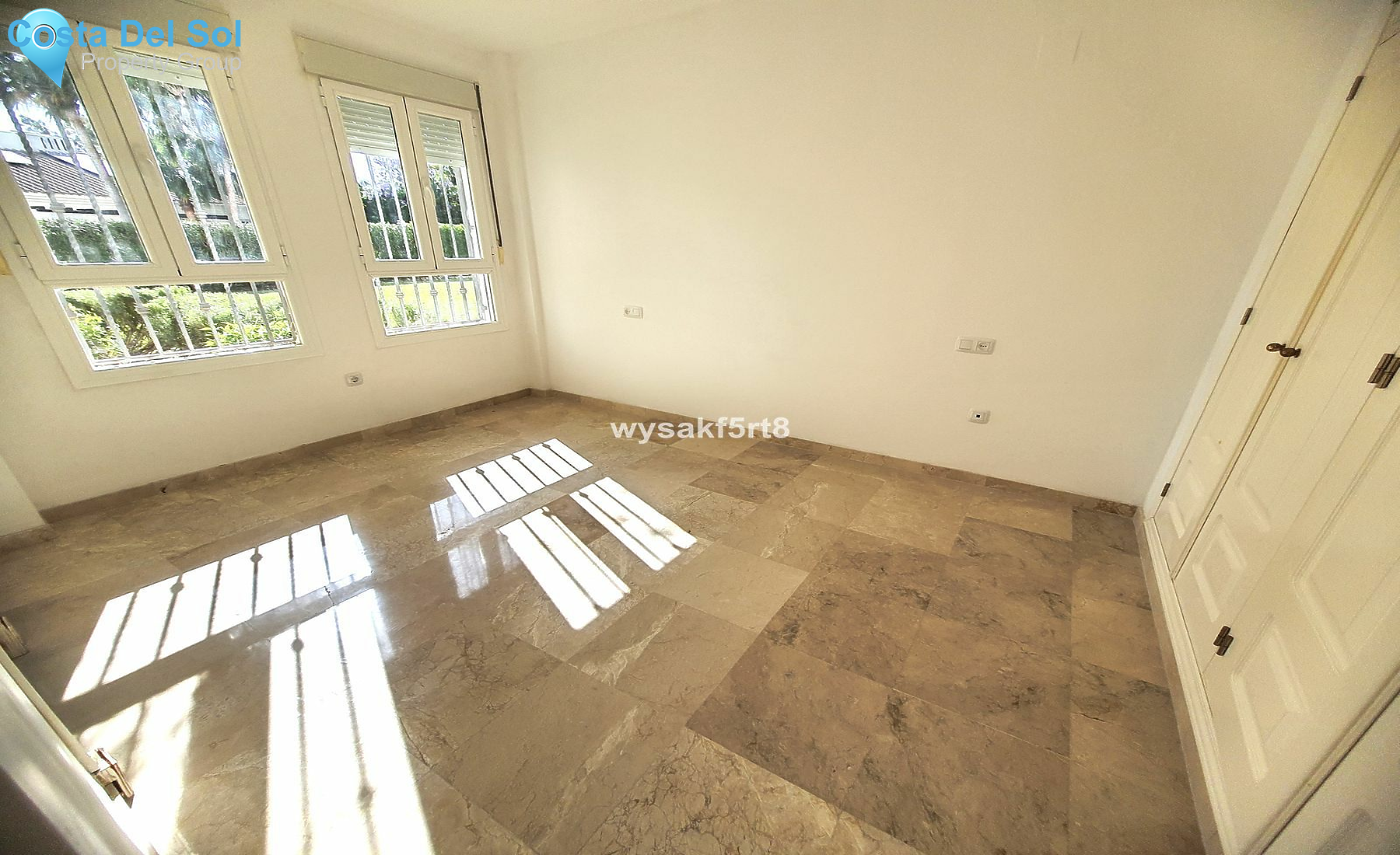 Ground Floor Apartment in La Duquesa-1175243