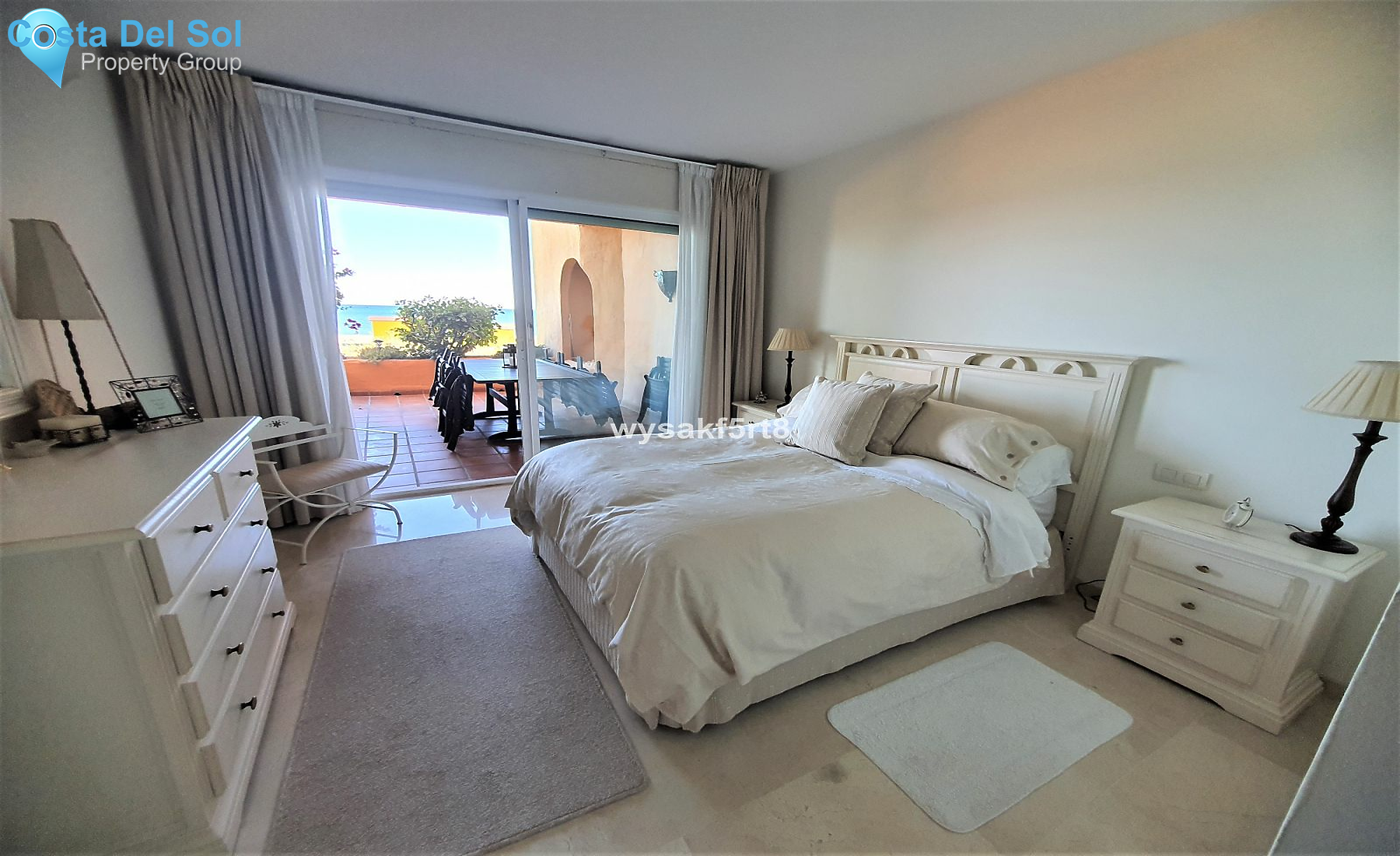 Ground Floor Apartment in La Duquesa-1395728