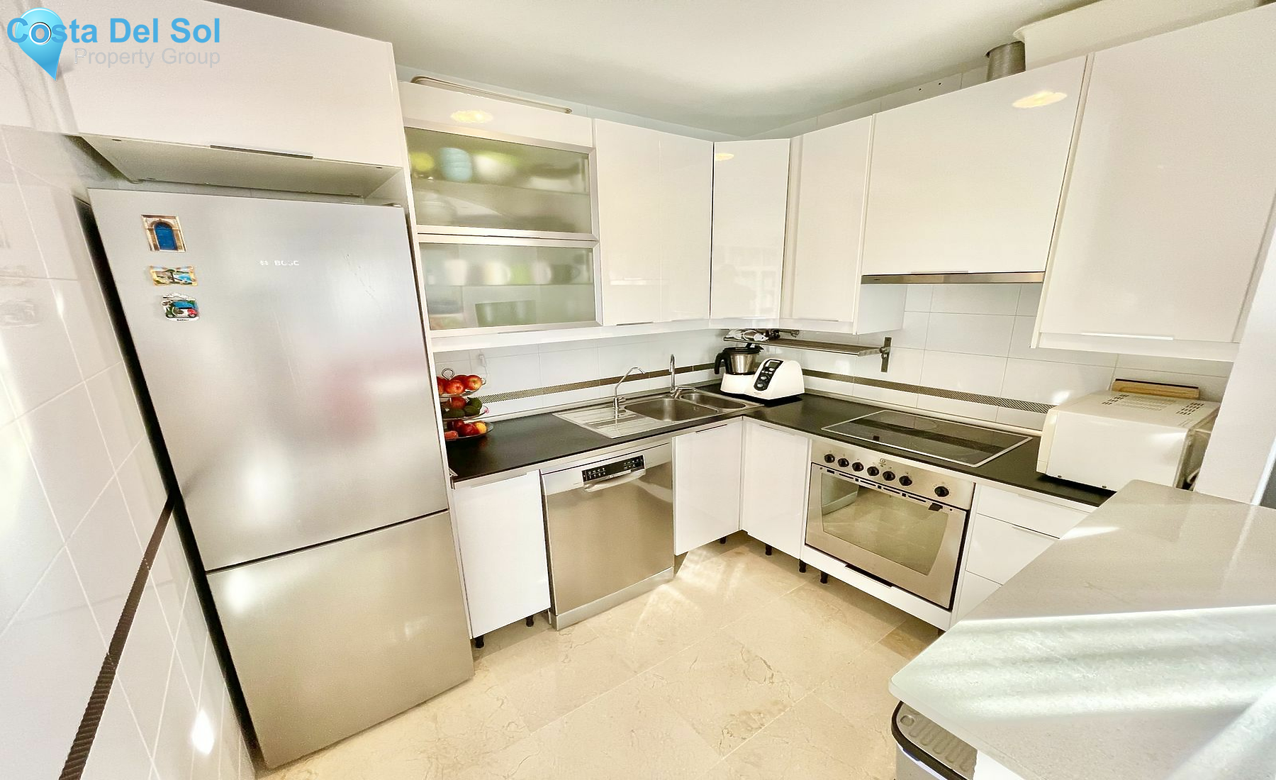 Ground Floor Apartment in La Duquesa-1483046