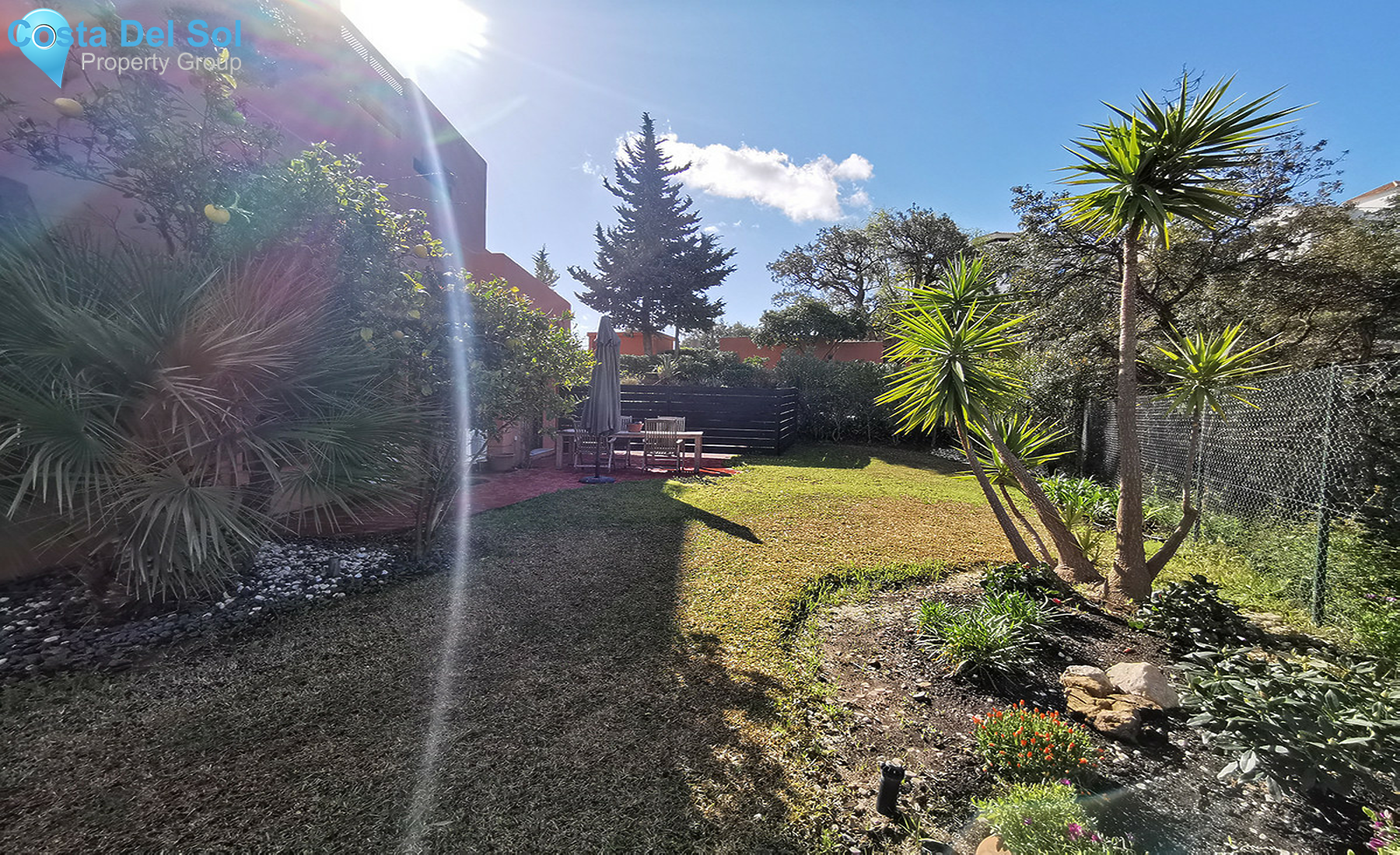 Ground Floor Apartment in La Mairena-1268811