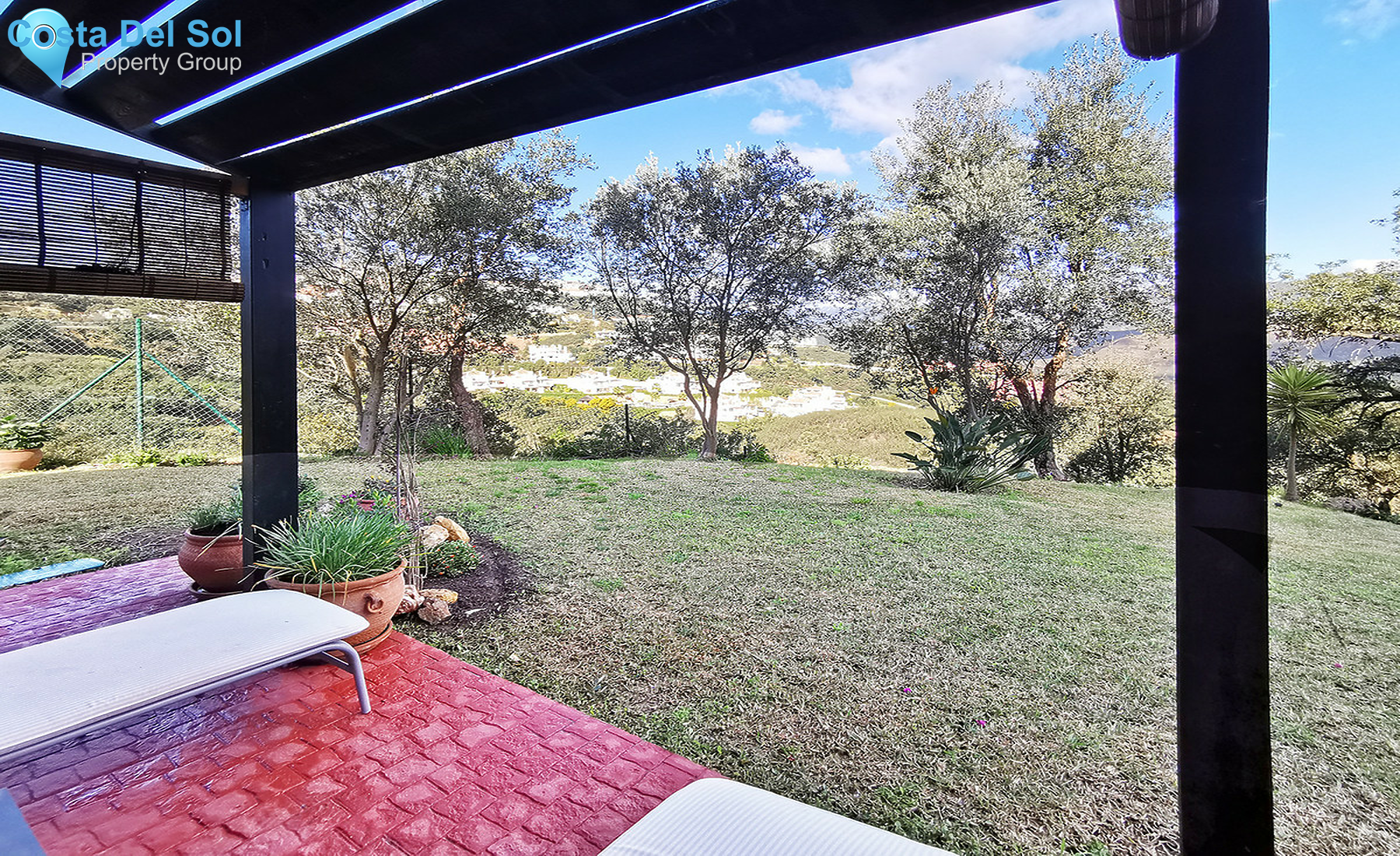 Ground Floor Apartment in La Mairena-1268800