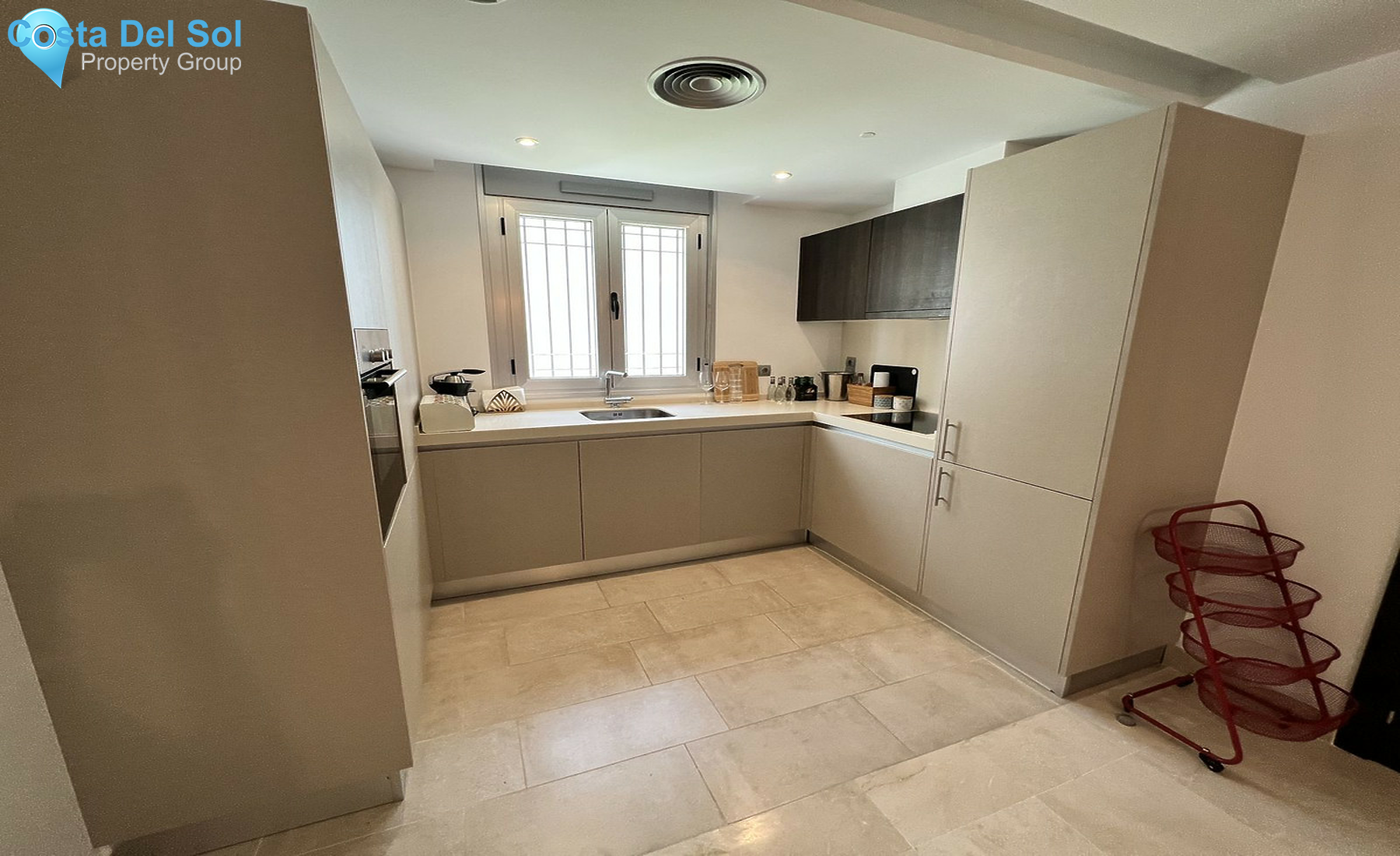 Ground Floor Apartment in La Mairena-1403253