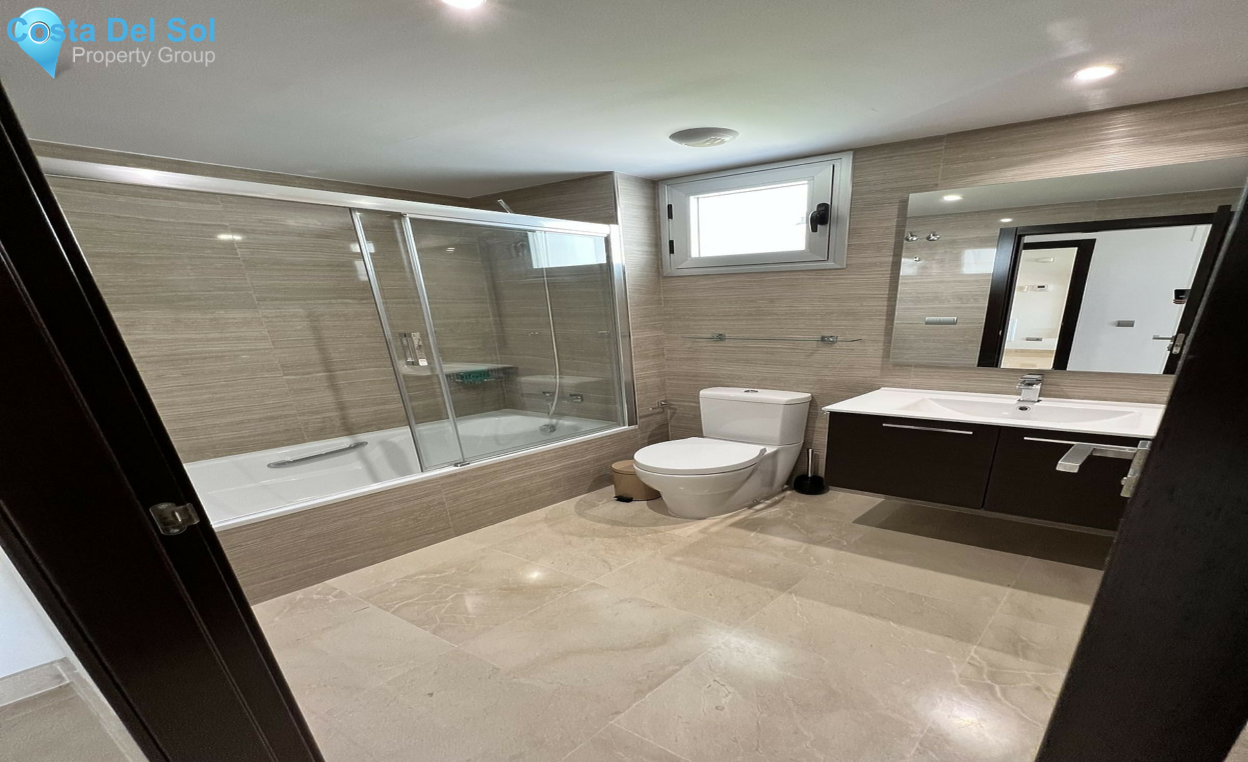 Ground Floor Apartment in La Mairena-1403260