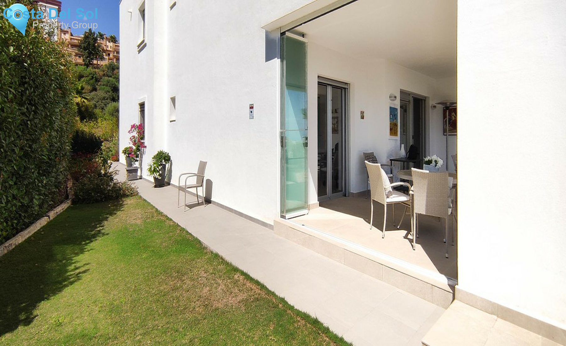 Ground Floor Apartment in La Mairena-1460596