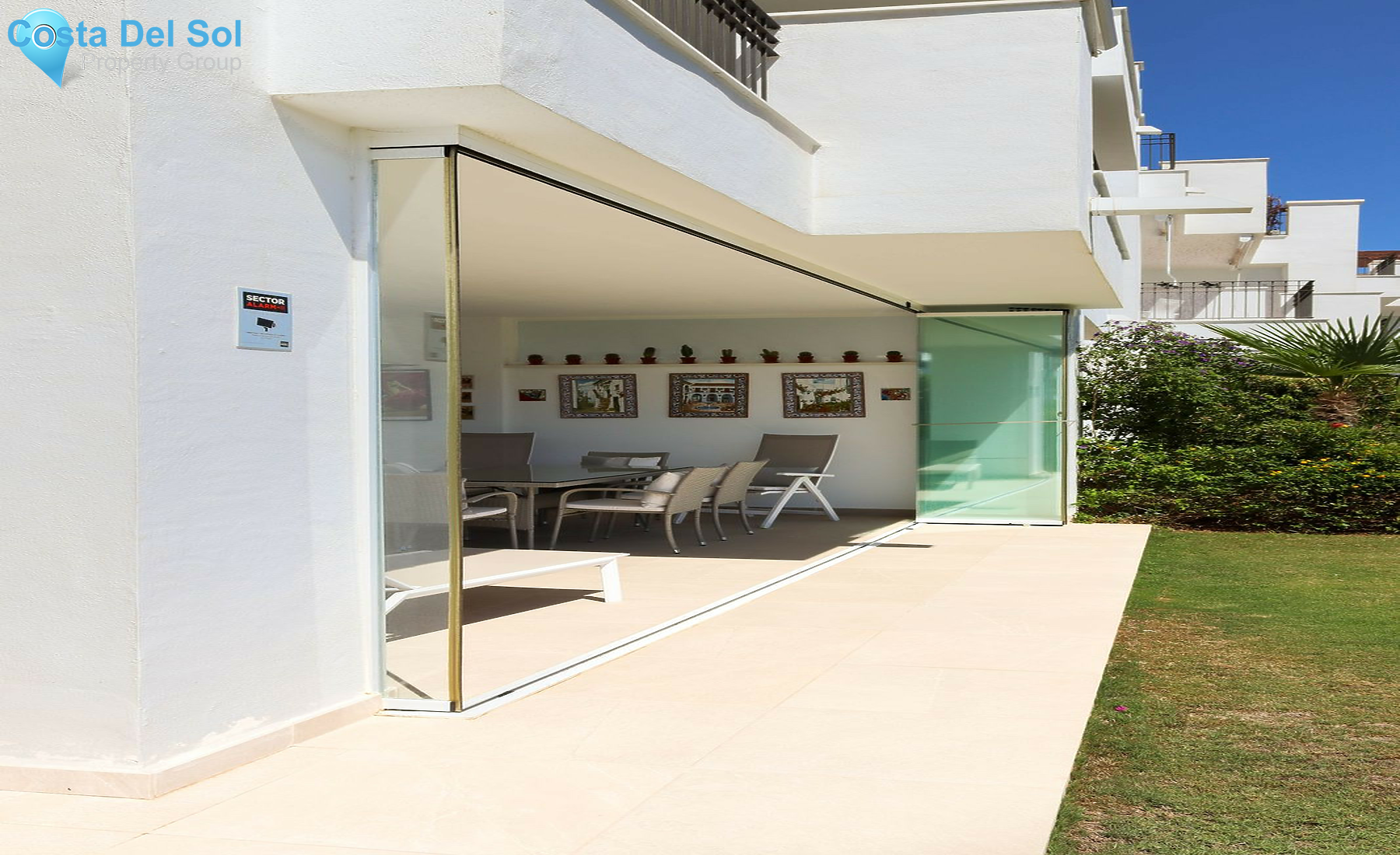 Ground Floor Apartment in La Mairena-1460600