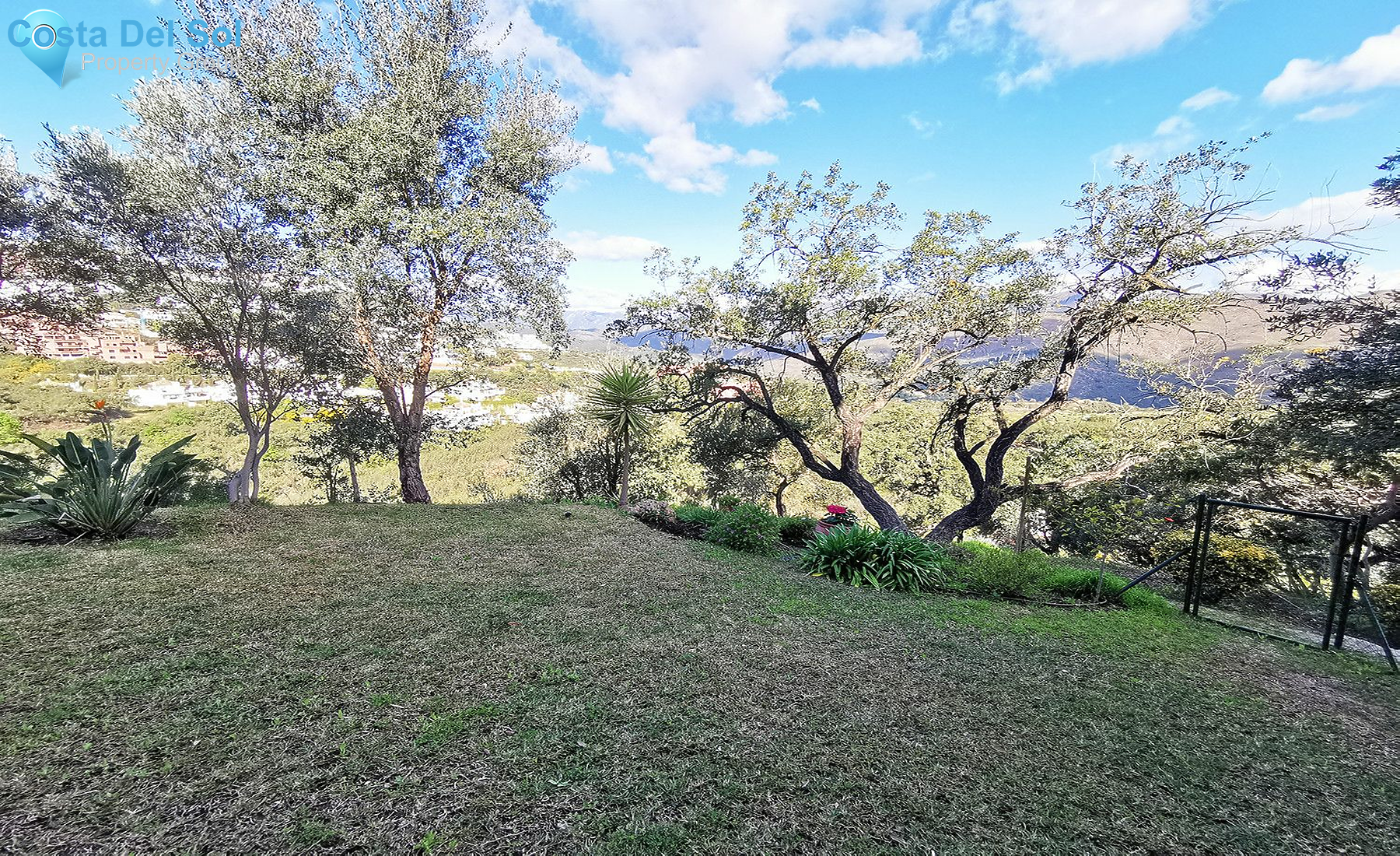 Ground Floor Apartment in La Mairena-1181533