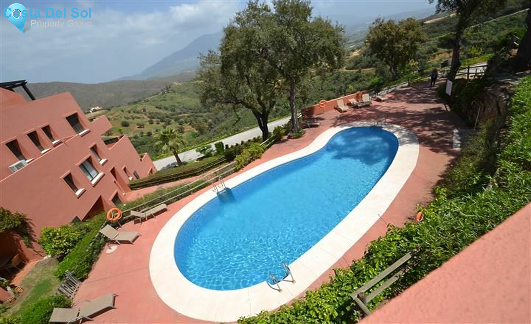 Ground Floor Apartment in La Mairena-1226665