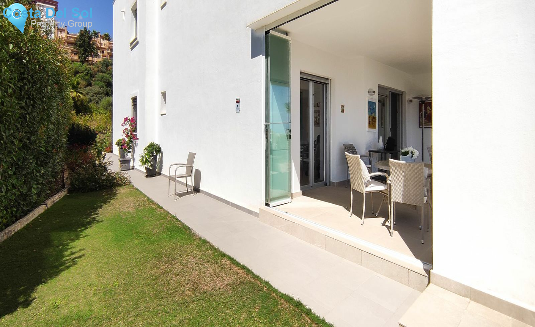 Ground Floor Apartment in La Mairena-1419054