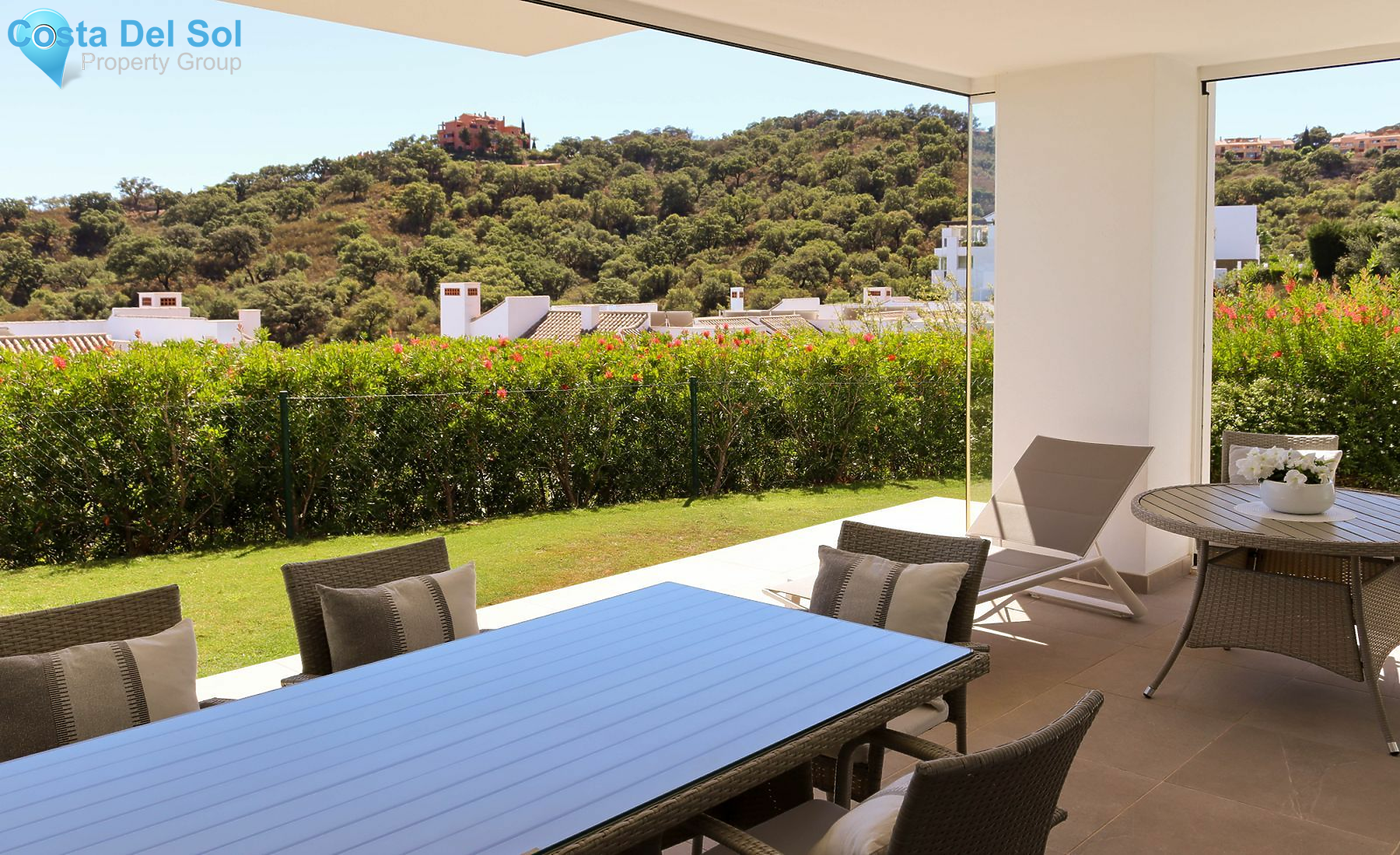 Ground Floor Apartment in La Mairena-1419049