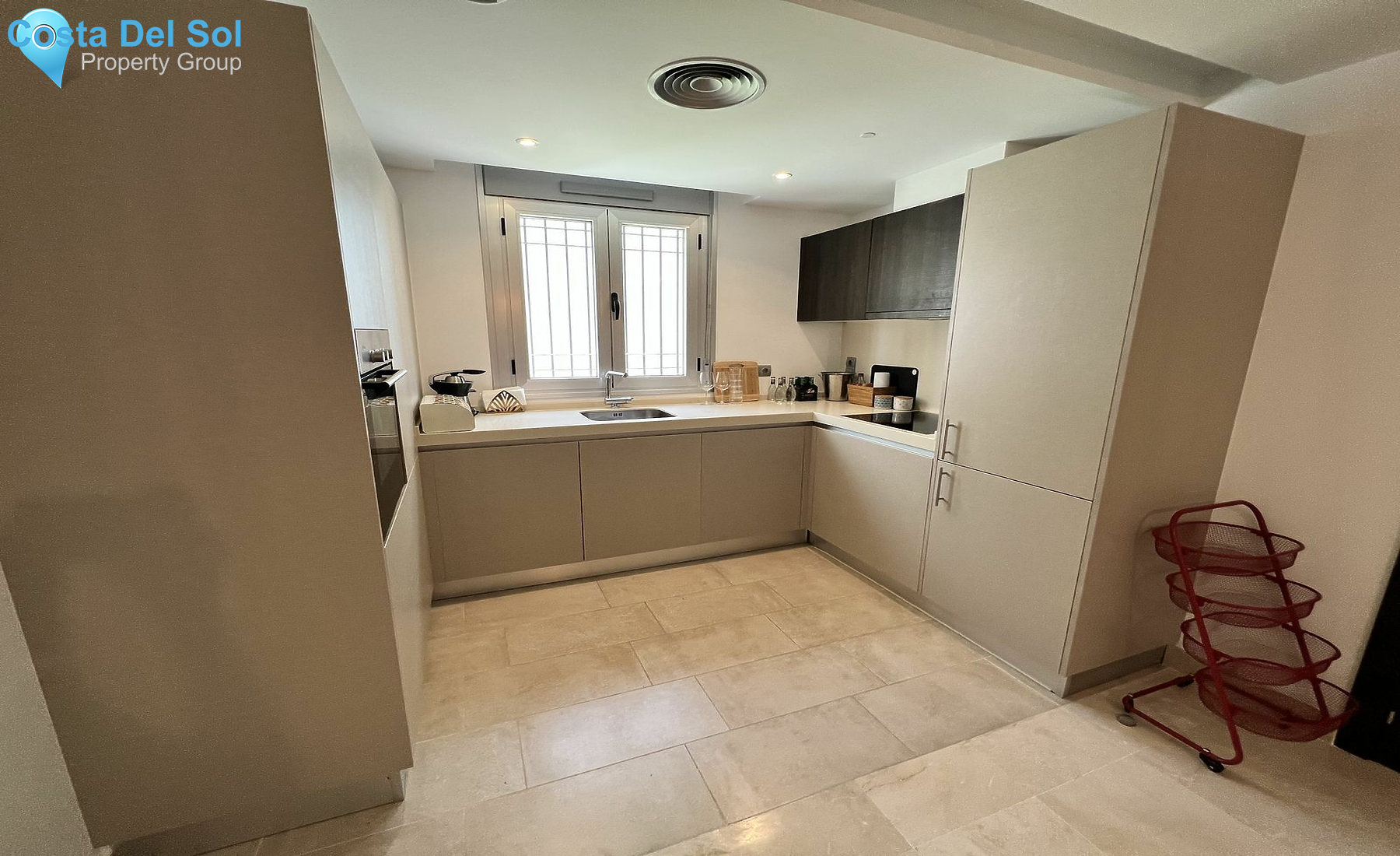 Ground Floor Apartment in La Mairena-1448565