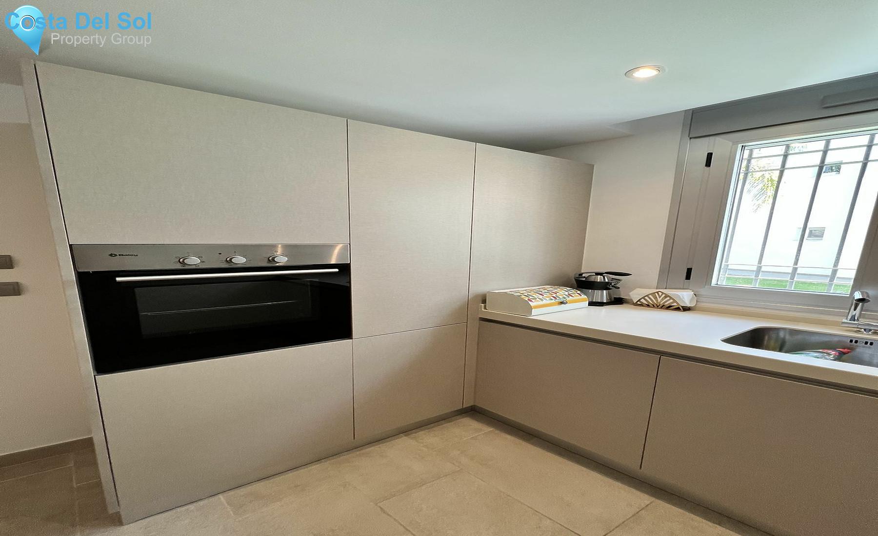 Ground Floor Apartment in La Mairena-1448568