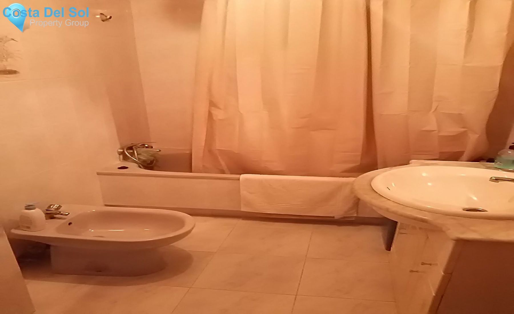 Ground Floor Apartment in Las Lagunas-1399071