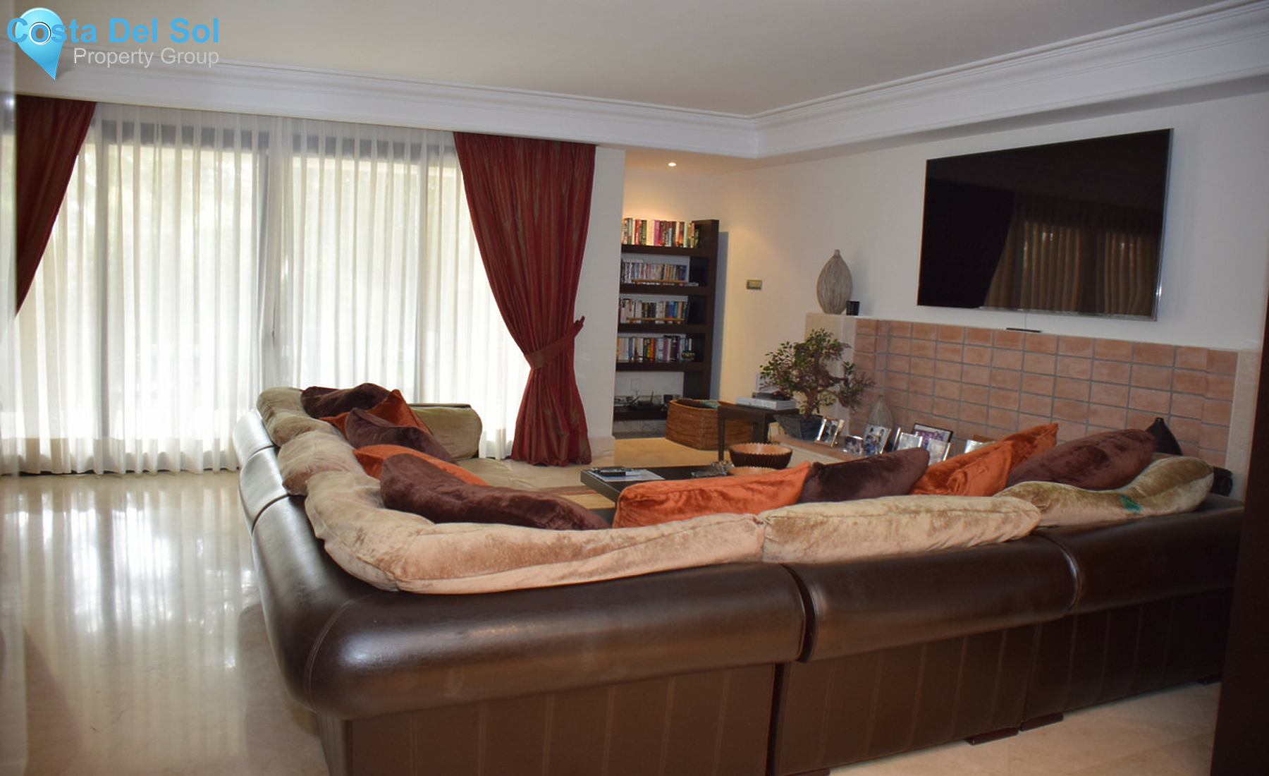 Ground Floor Apartment in Los Monteros-1260083