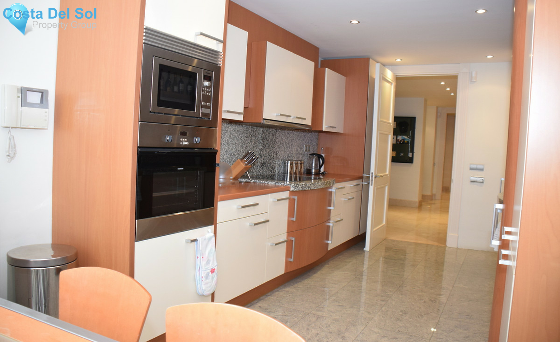 Ground Floor Apartment in Los Monteros-1260084