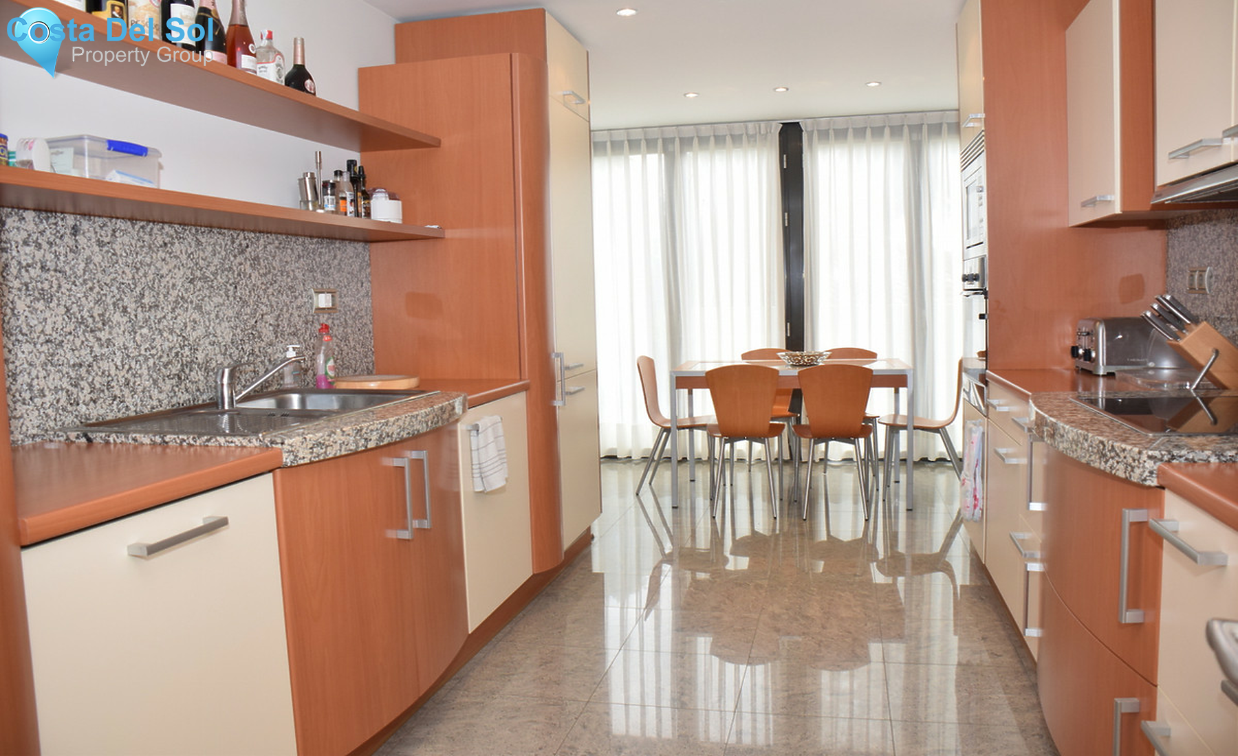 Ground Floor Apartment in Los Monteros-1260085