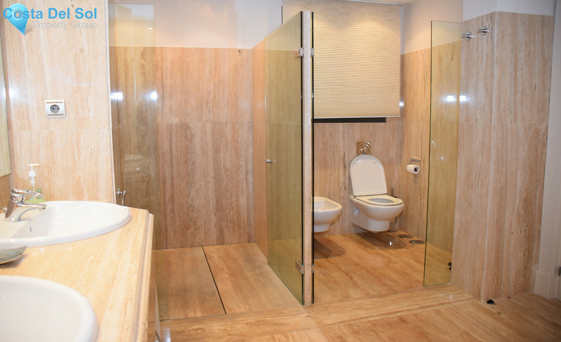 Ground Floor Apartment in Los Monteros-1260092