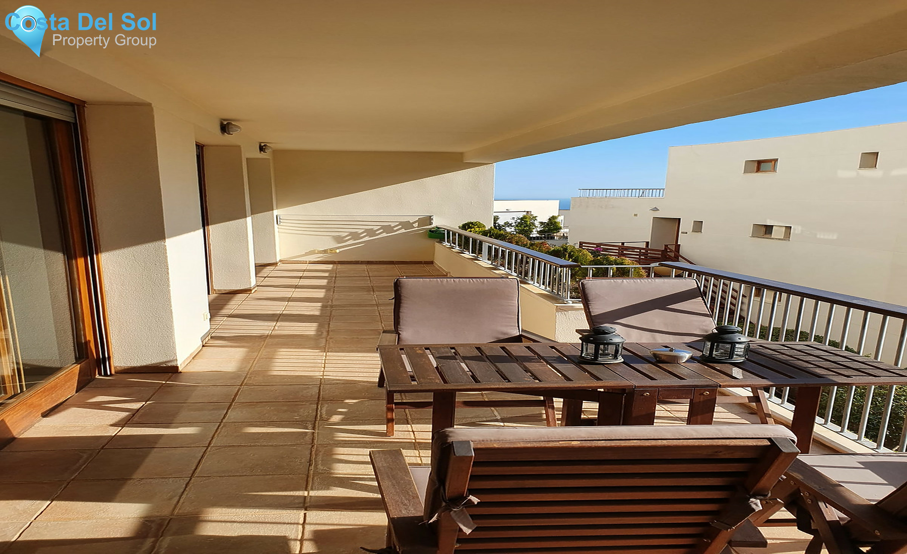 Ground Floor Apartment in Los Monteros-1304504