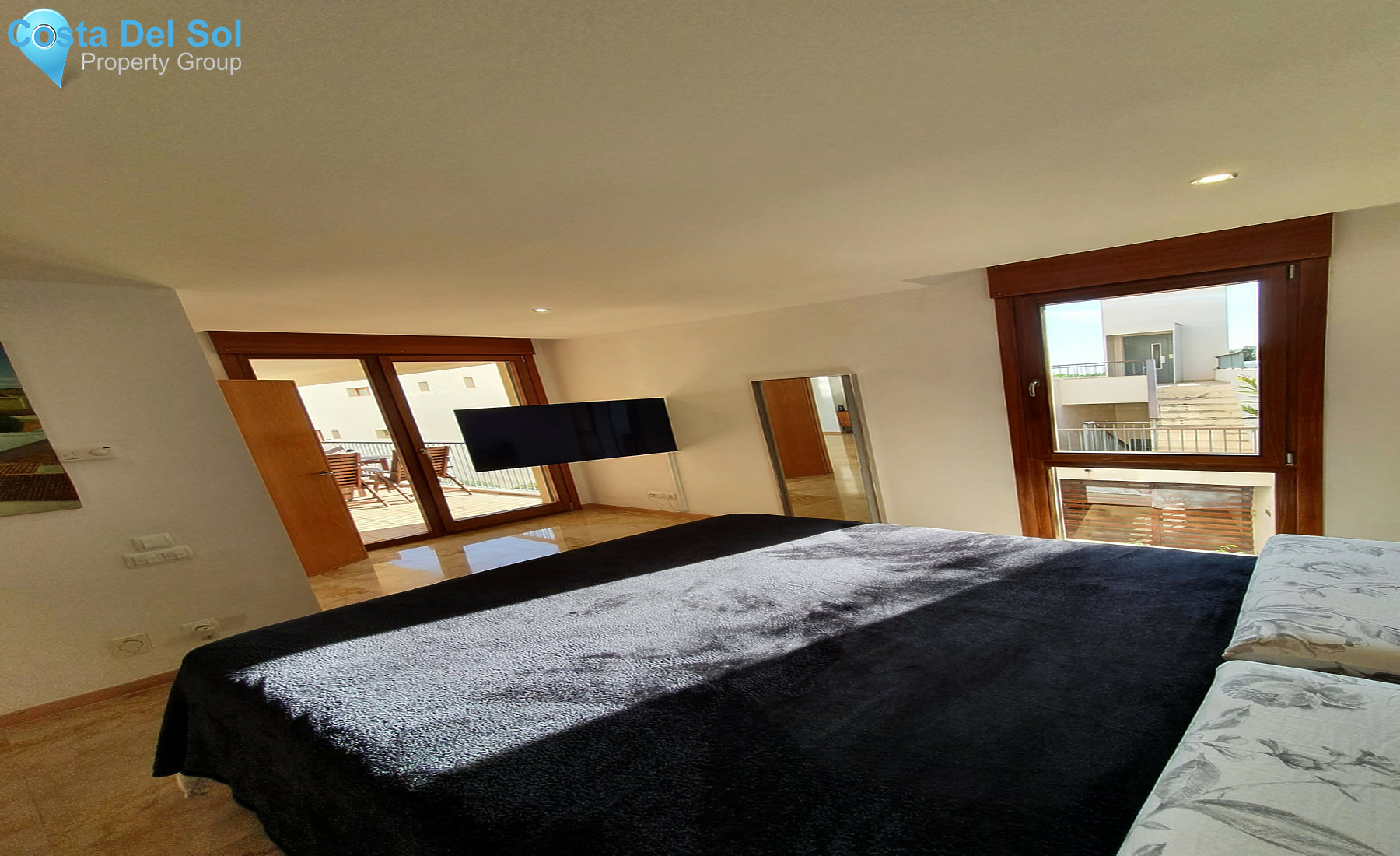 Ground Floor Apartment in Los Monteros-1304507