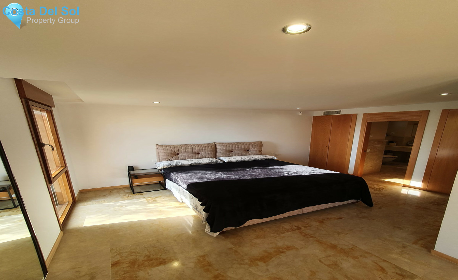 Ground Floor Apartment in Los Monteros-1304509