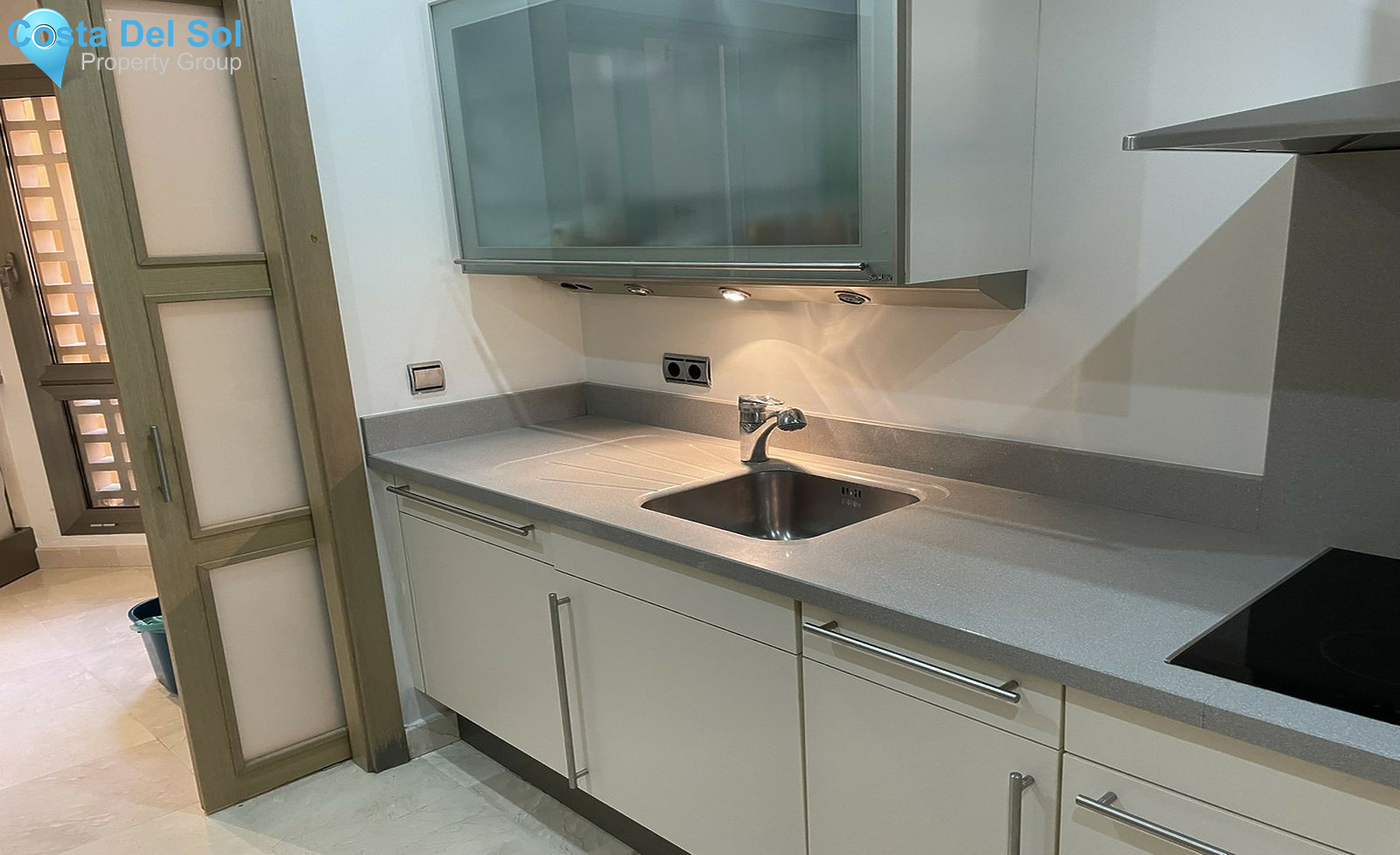 Ground Floor Apartment in Marbella-1254774