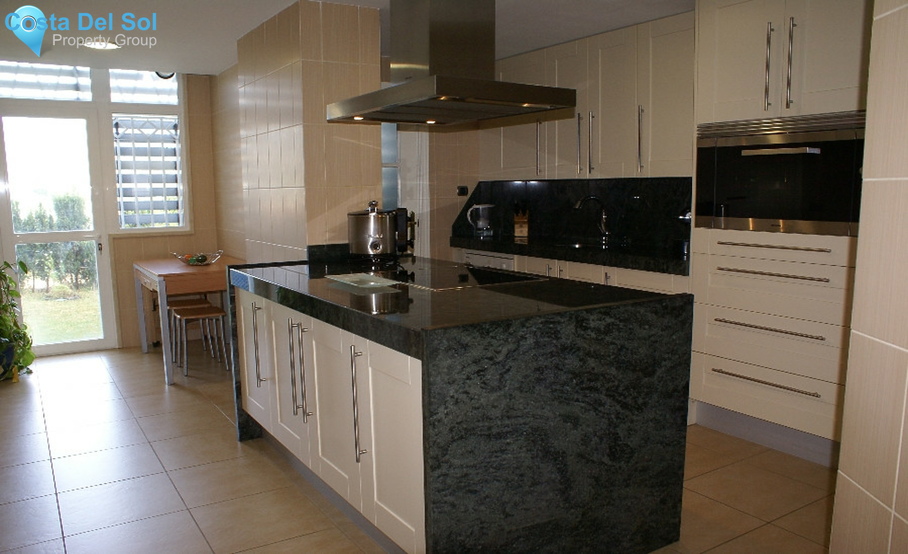 Ground Floor Apartment in Marbella-1339005
