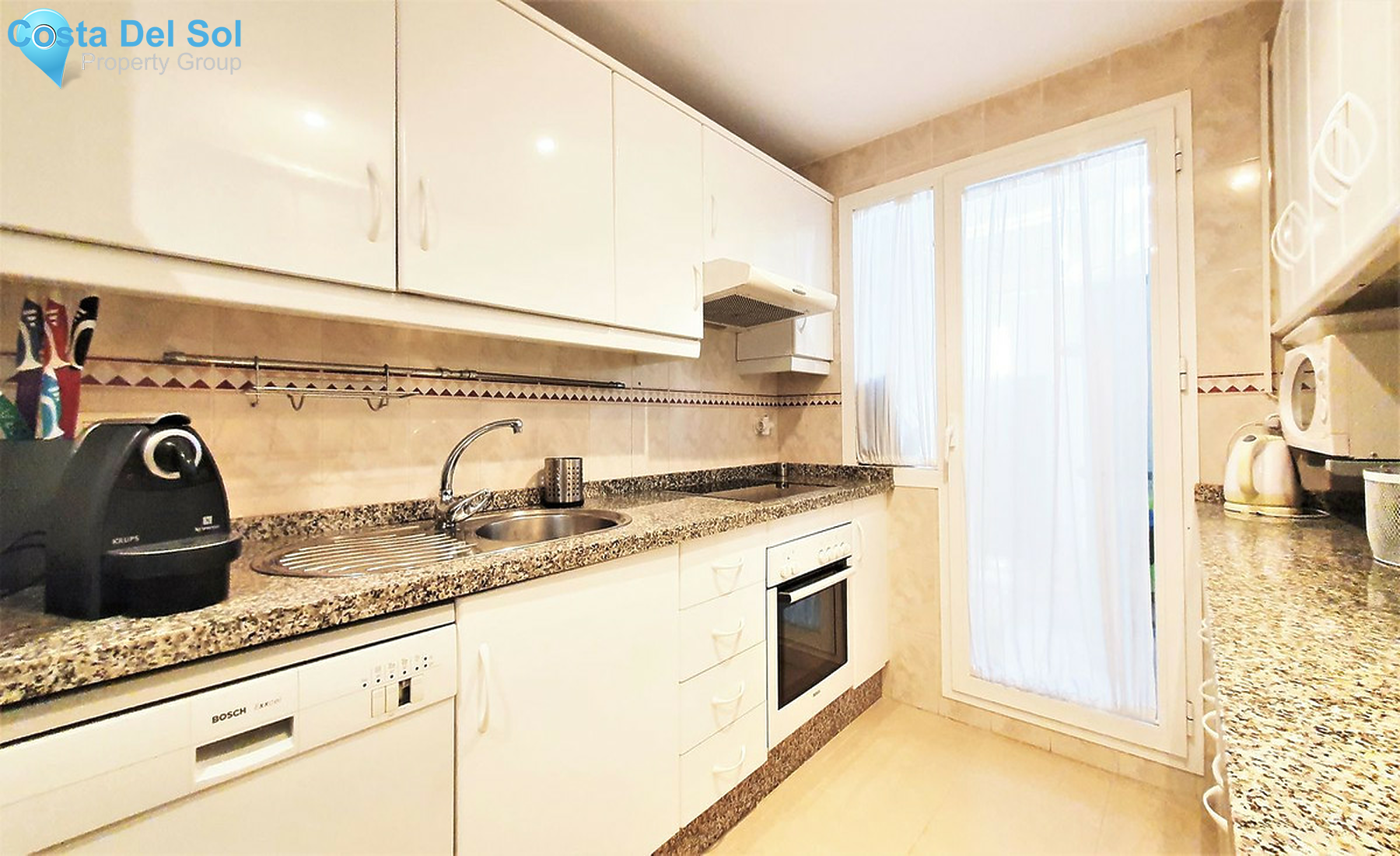 Ground Floor Apartment in Marbella-1406652