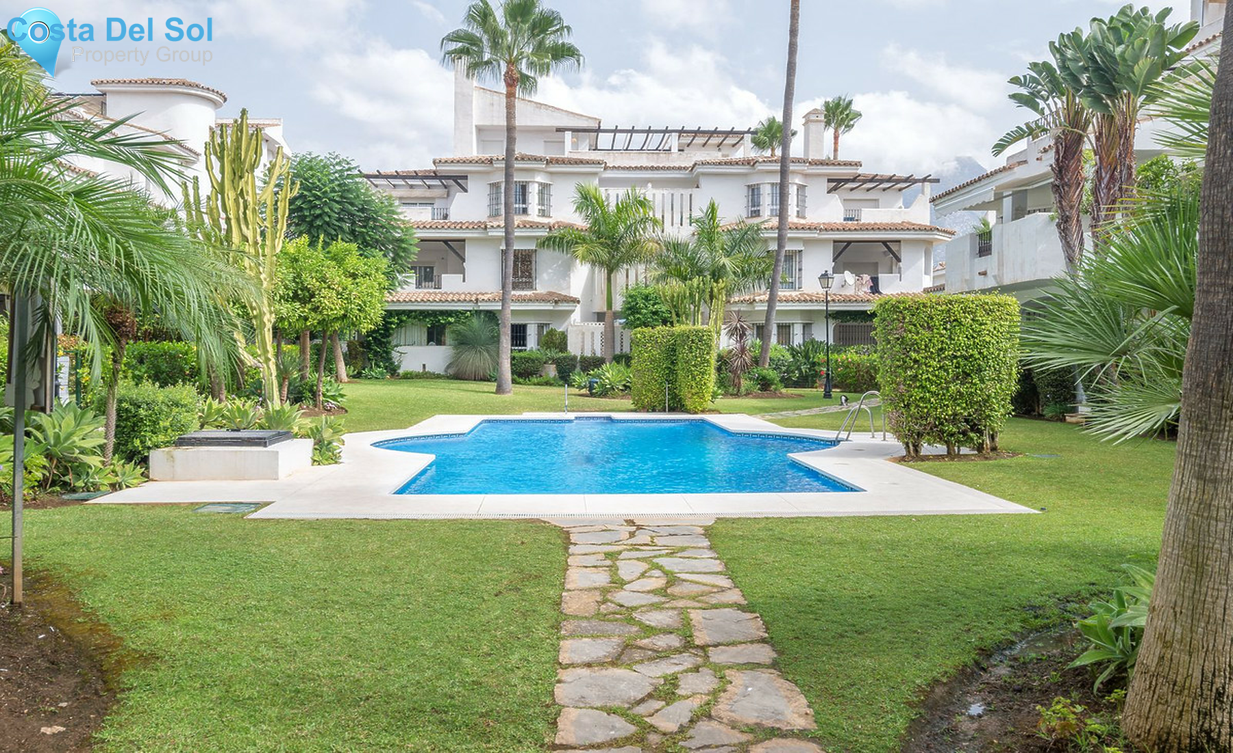 Ground Floor Apartment in Marbella-1410374