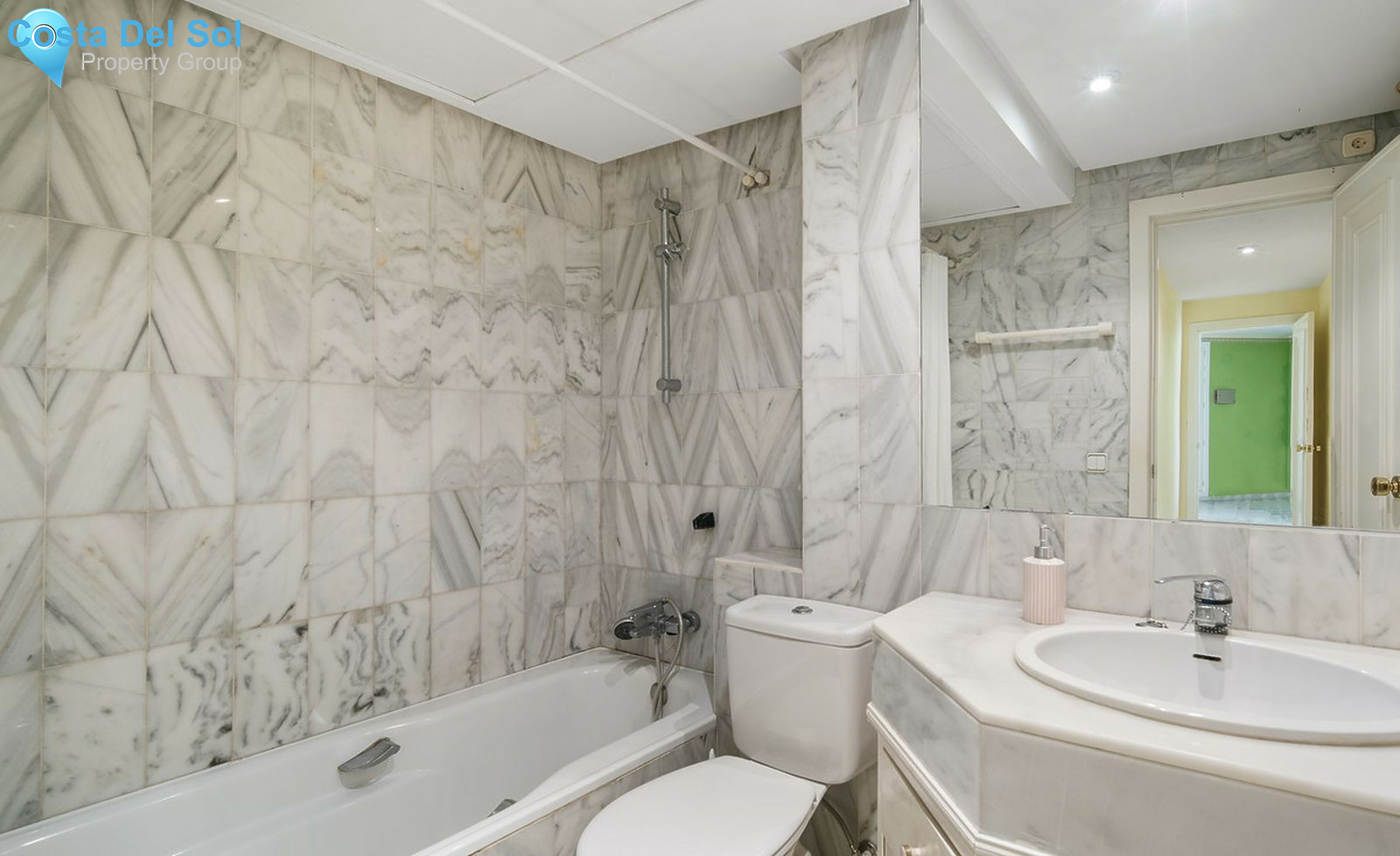 Ground Floor Apartment in Marbella