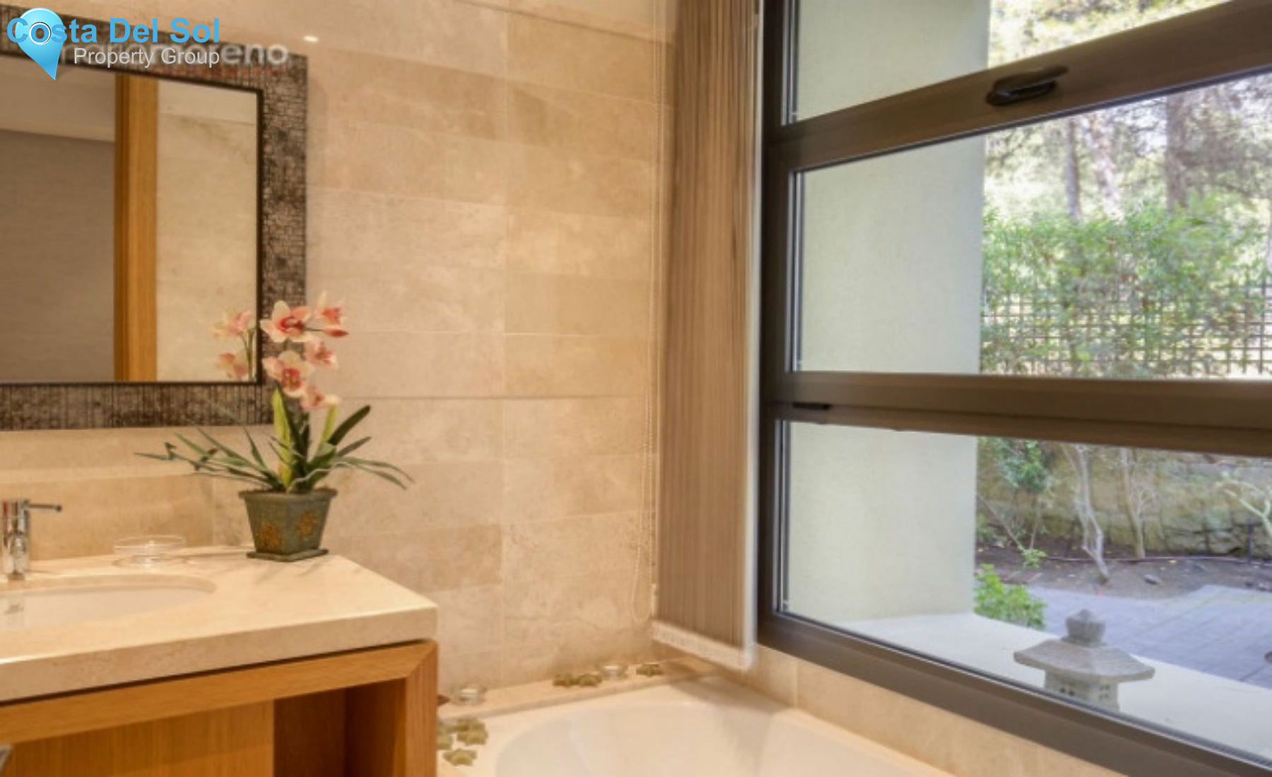 Ground Floor Apartment in Marbella-1227879