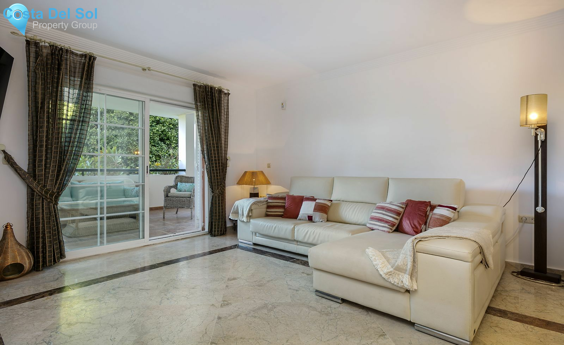 Ground Floor Apartment in Marbella-1424367